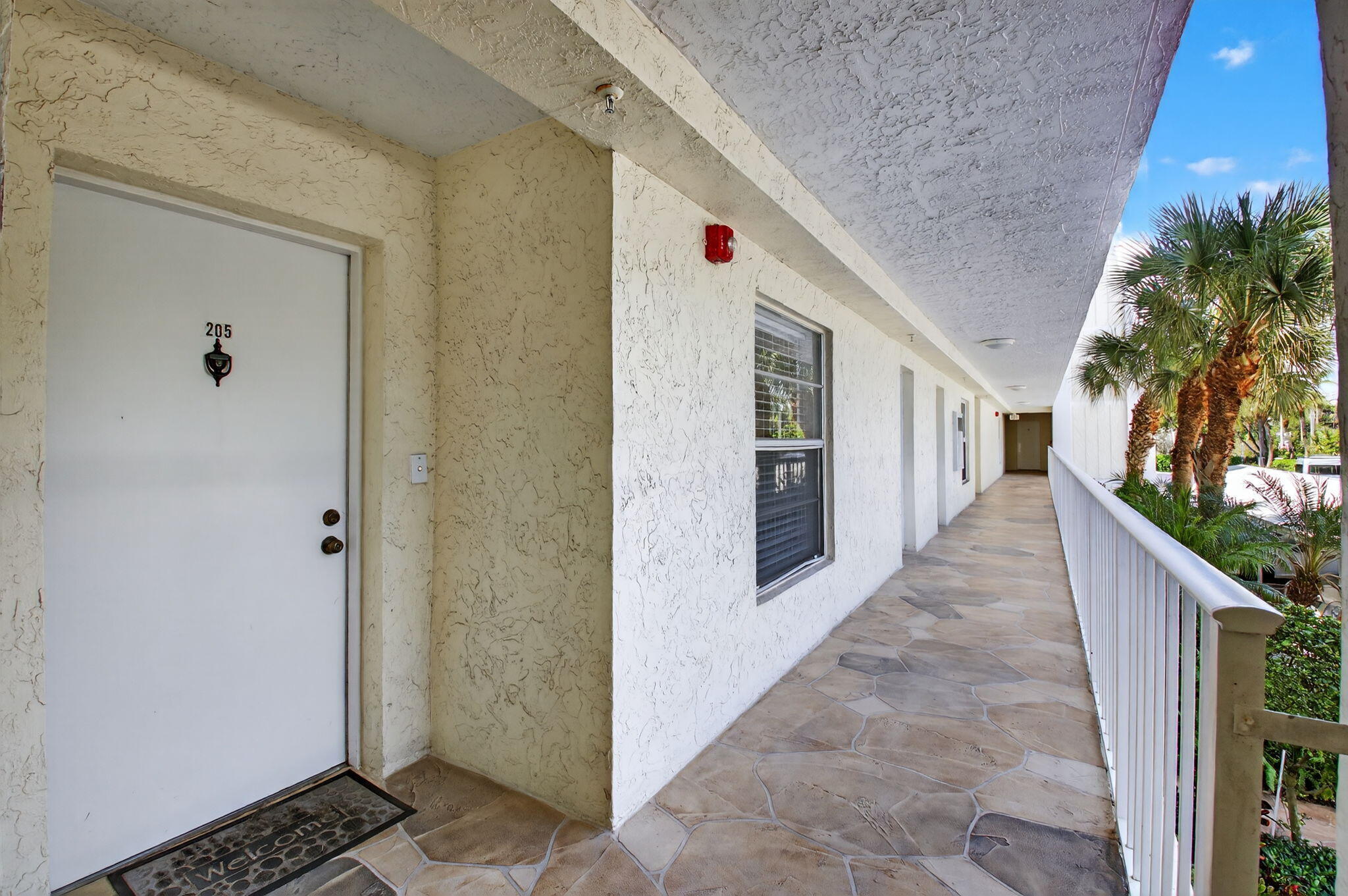 1 Harbourside Drive 4205 Property Photo 7