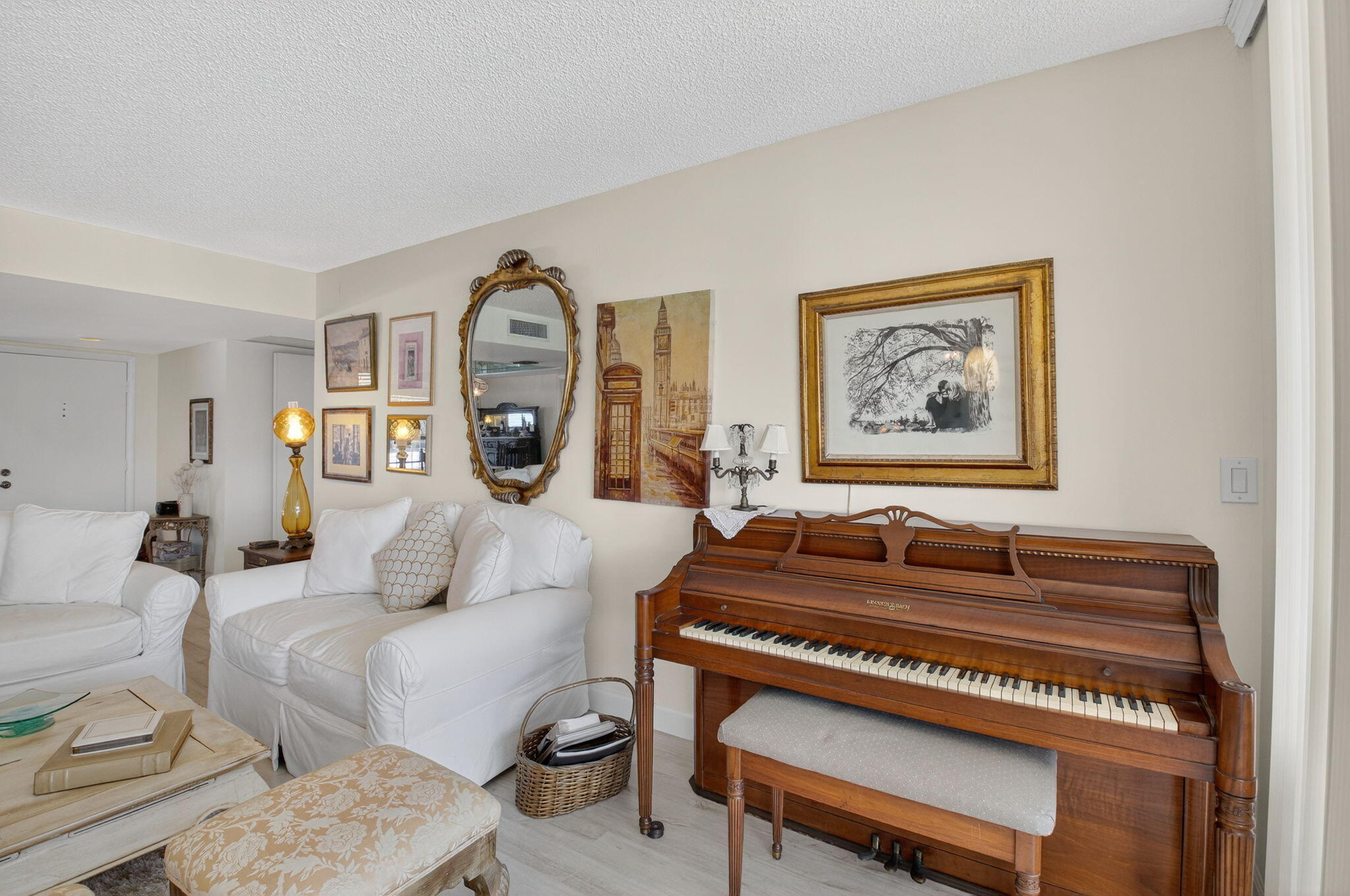 1 Harbourside Drive 4205 Property Photo 15