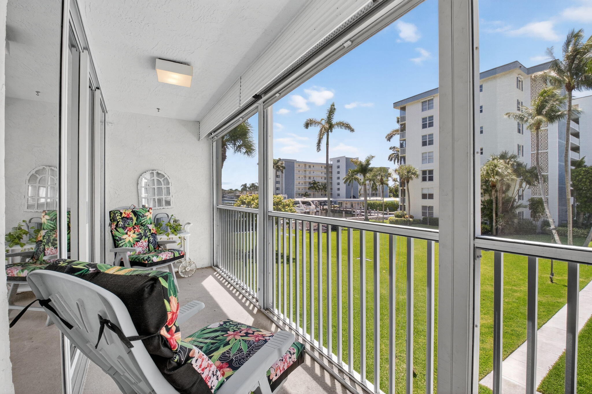 1 Harbourside Drive 4205 Property Photo 38