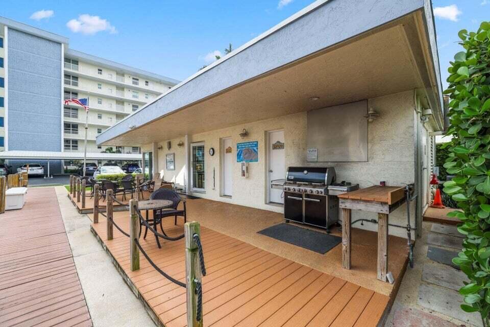 1 Harbourside Drive 4205 Property Photo 74