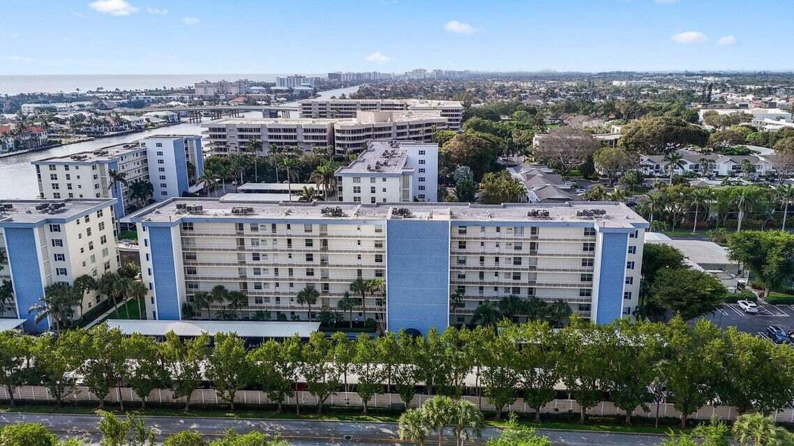 1 Harbourside Drive 4205 Property Photo 89