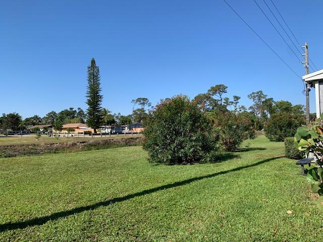 2916 Crosley Drive E M Property Photo 3