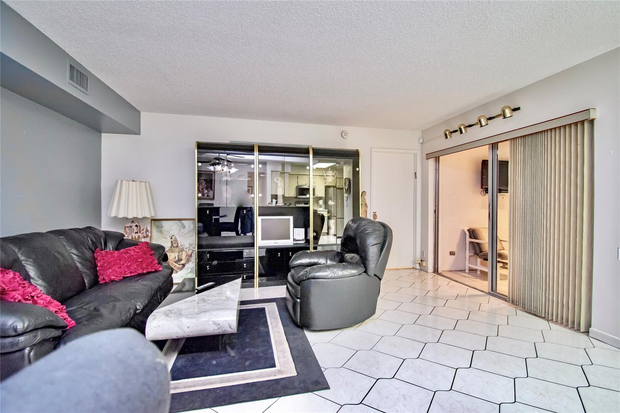 14895 Builtmore Way Property Photo 10