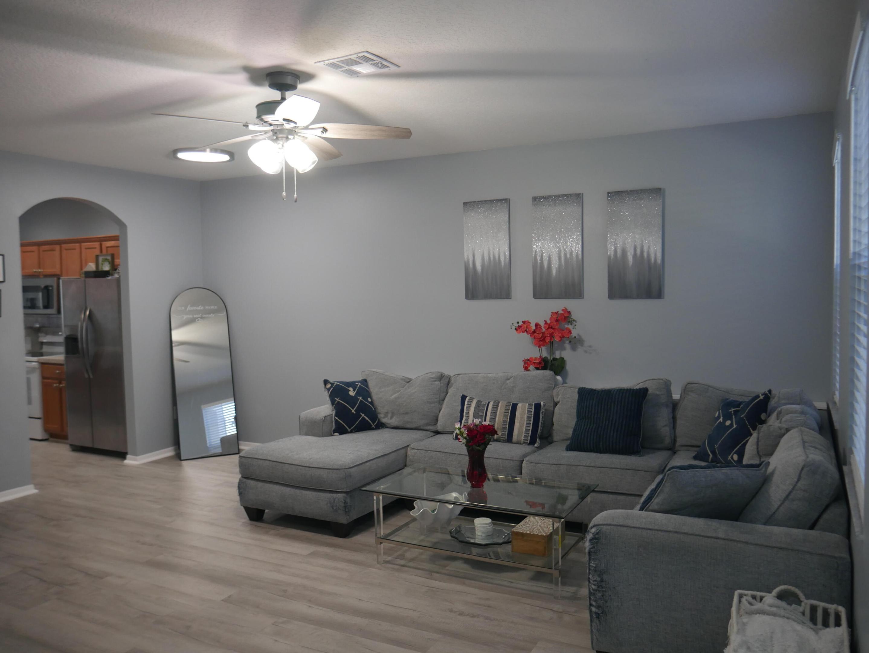 2151 Se Eatonville Drive Property Photo 6