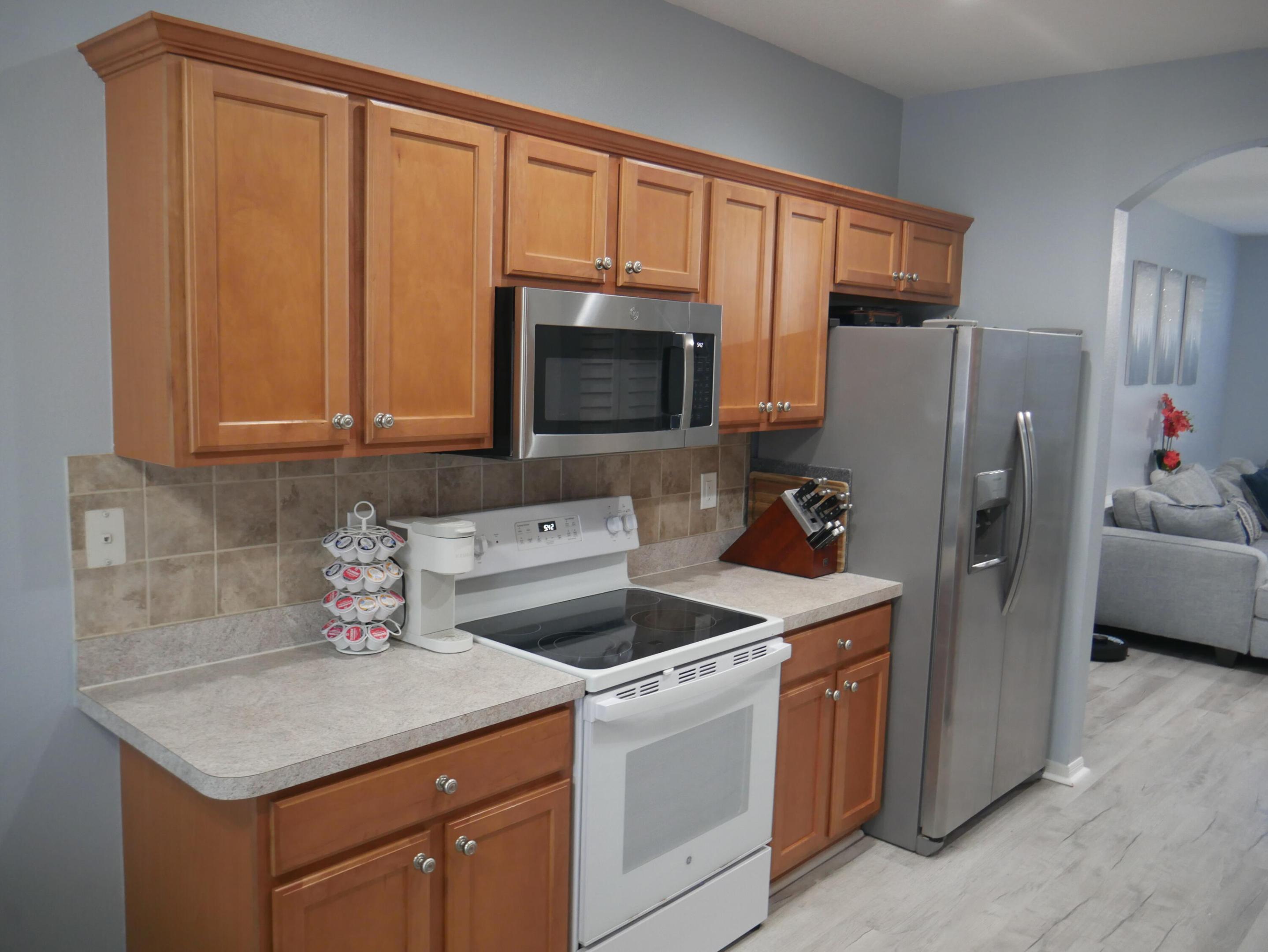 2151 Se Eatonville Drive Property Photo 9