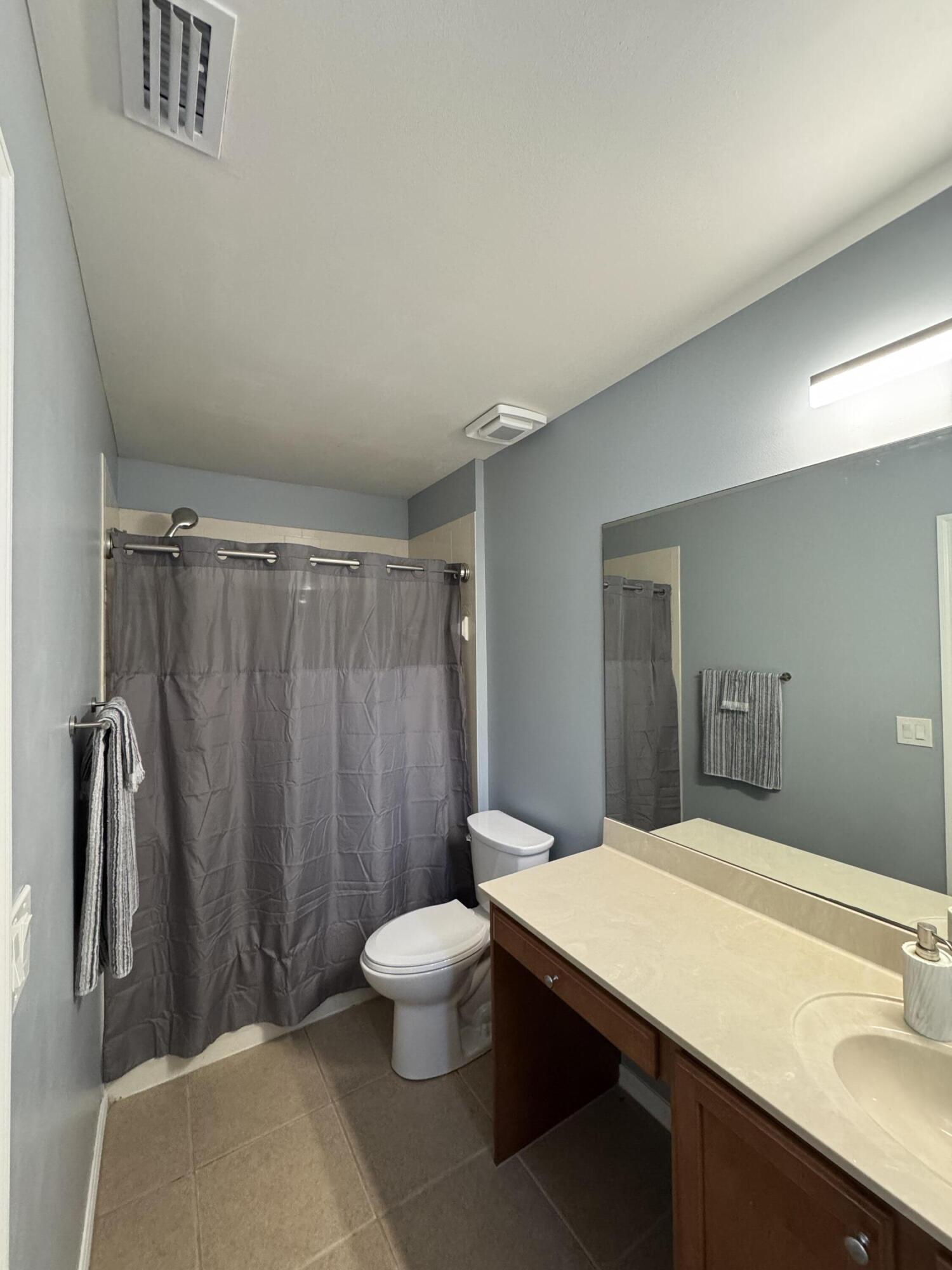 2151 Se Eatonville Drive Property Photo 14