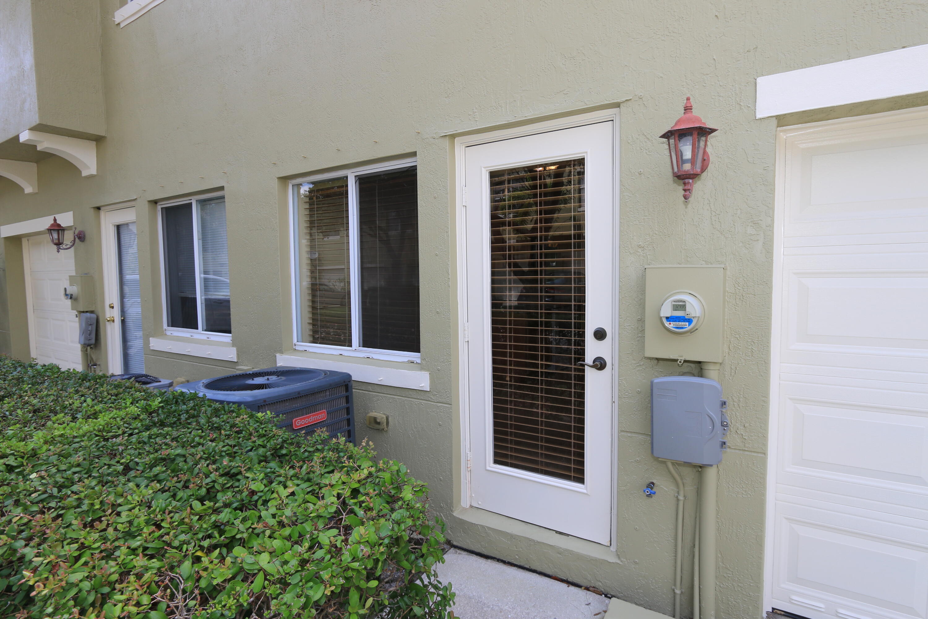 2151 Se Eatonville Drive Property Photo 17