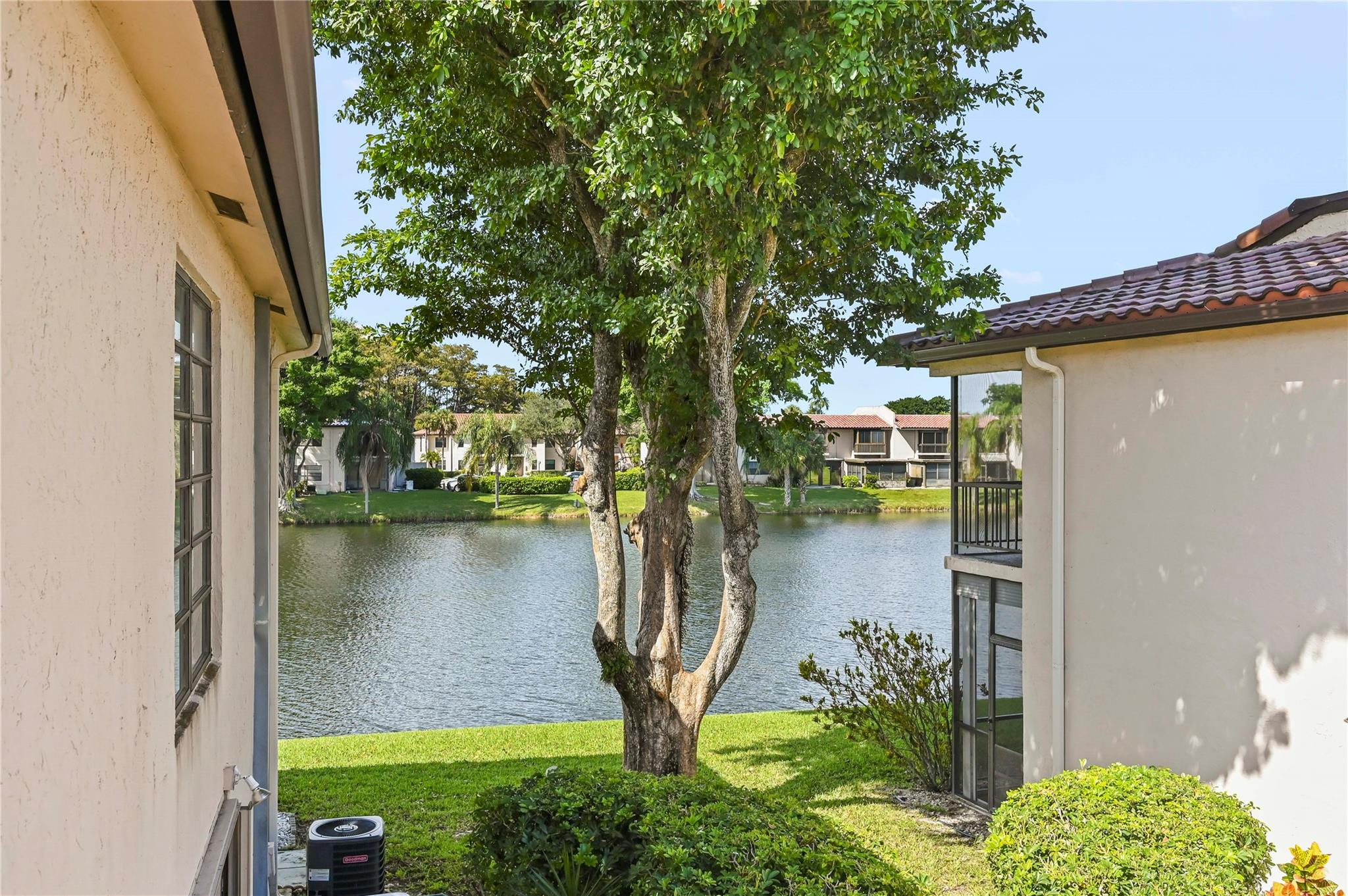 21649 Juego Circle 4 E Property Photo 2