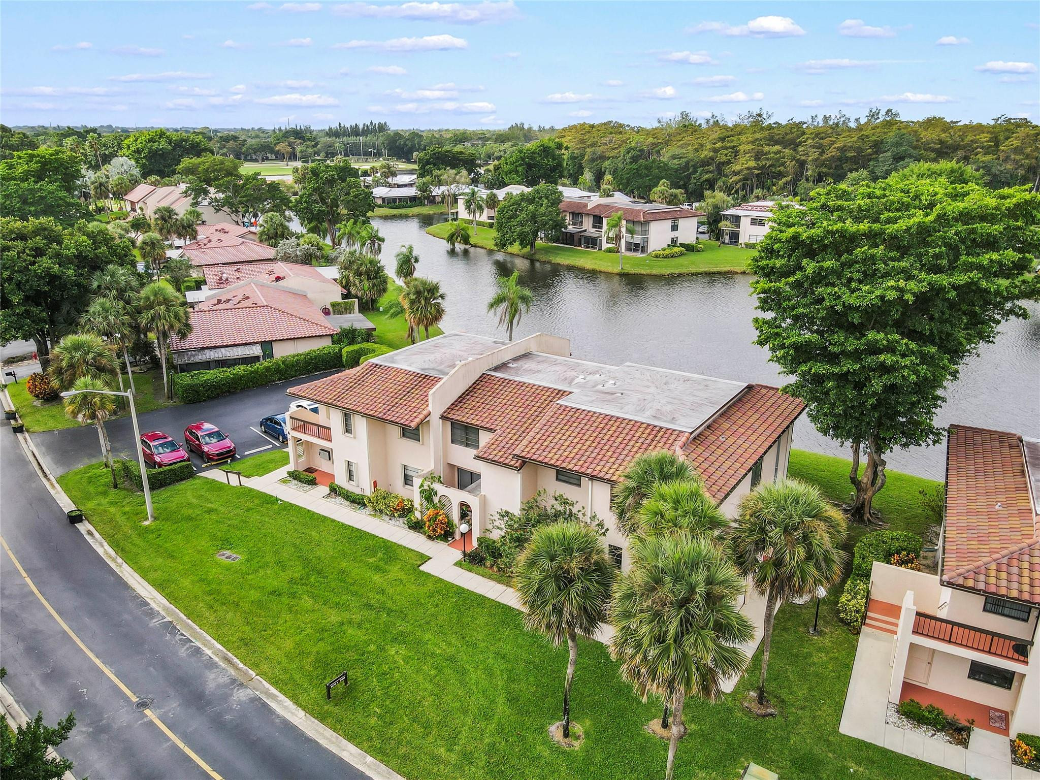 21649 Juego Circle 4 E Property Photo 6