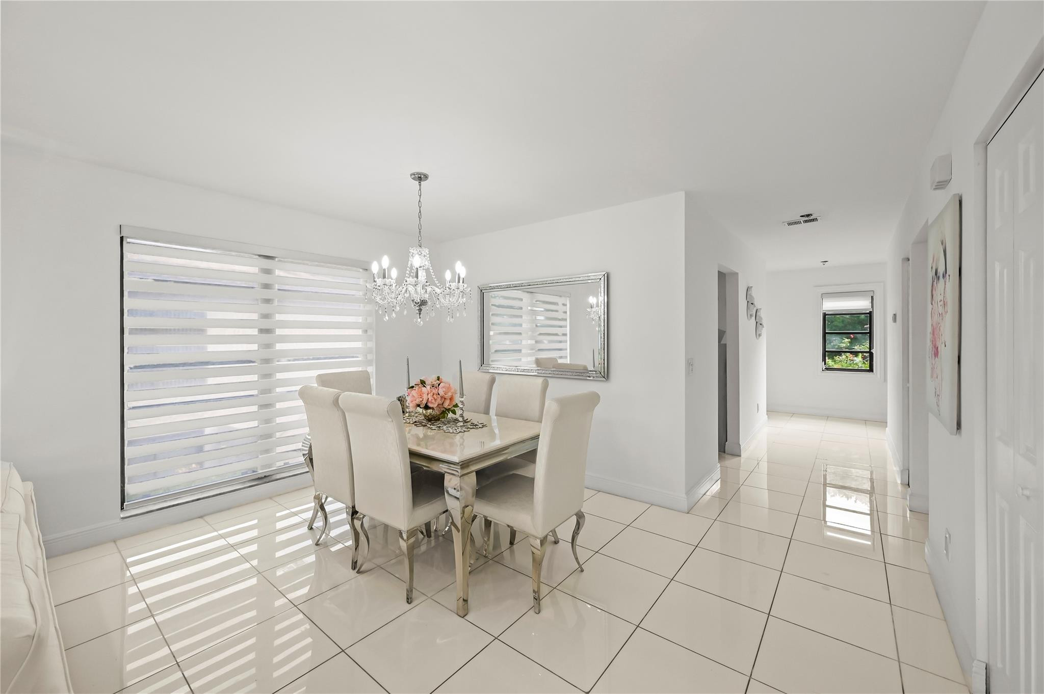 21649 Juego Circle 4 E Property Photo 13