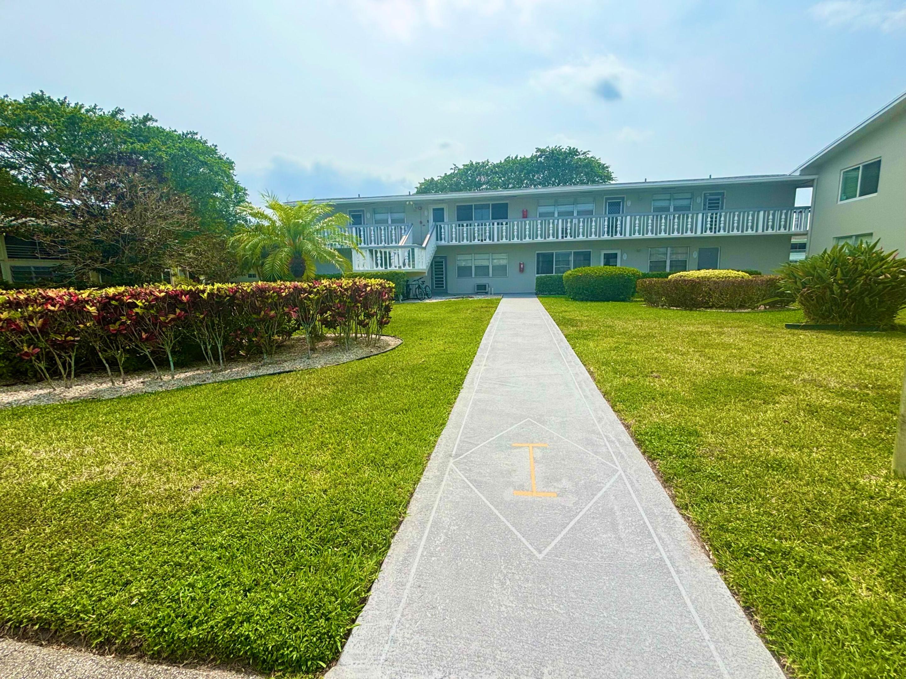 203 Farnham I Property Photo 2