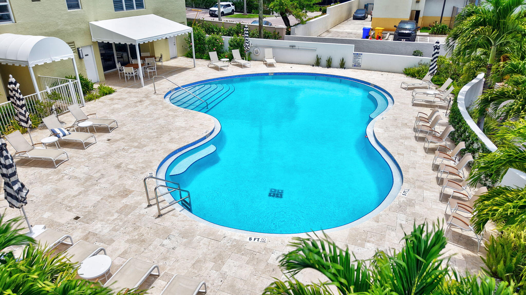 100 N Ocean Boulevard 105 Property Photo 9