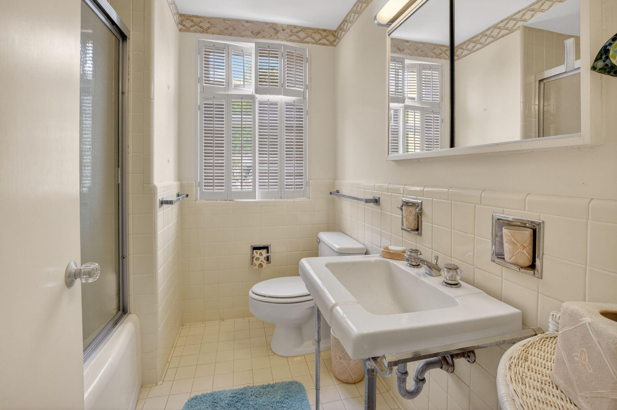100 N Ocean Boulevard 105 Property Photo 25