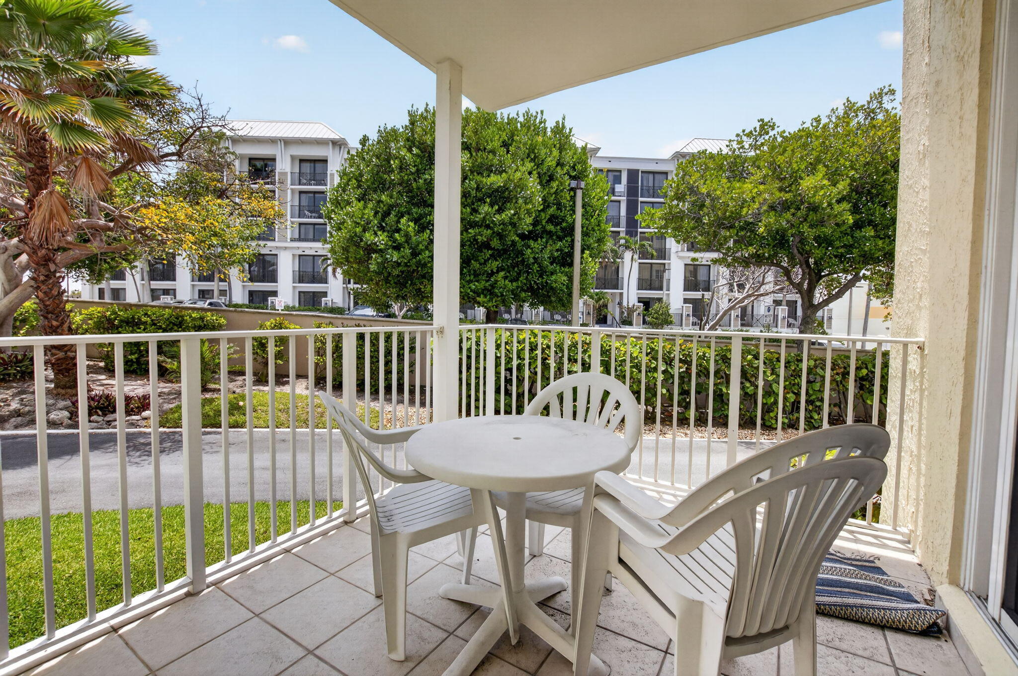 100 N Ocean Boulevard 105 Property Photo 27