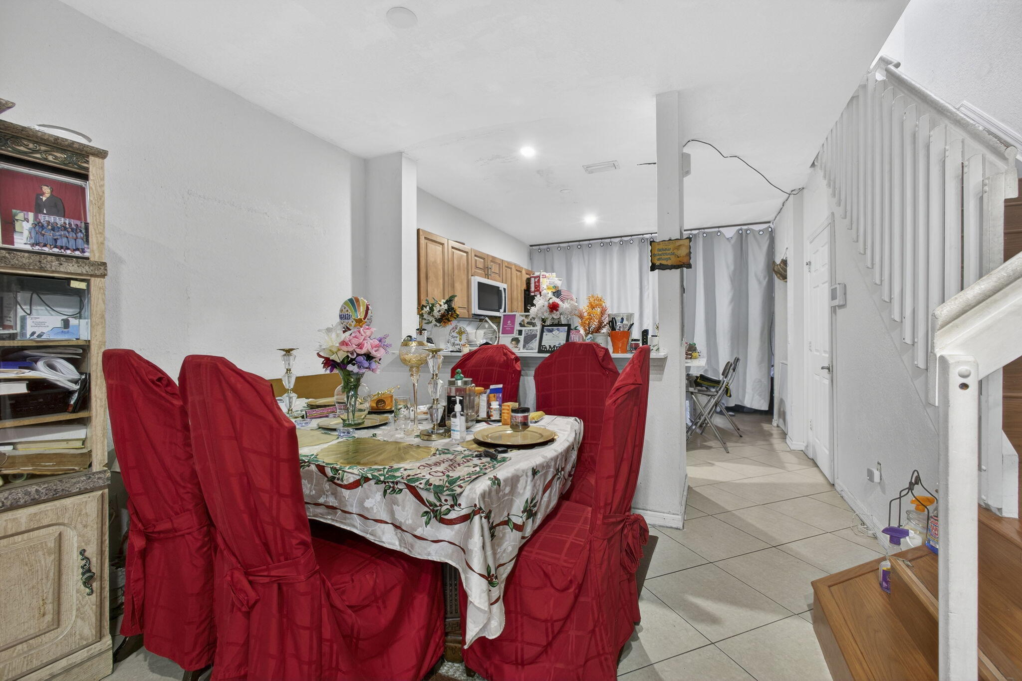 3720 Oleander Terrace Property Photo 6