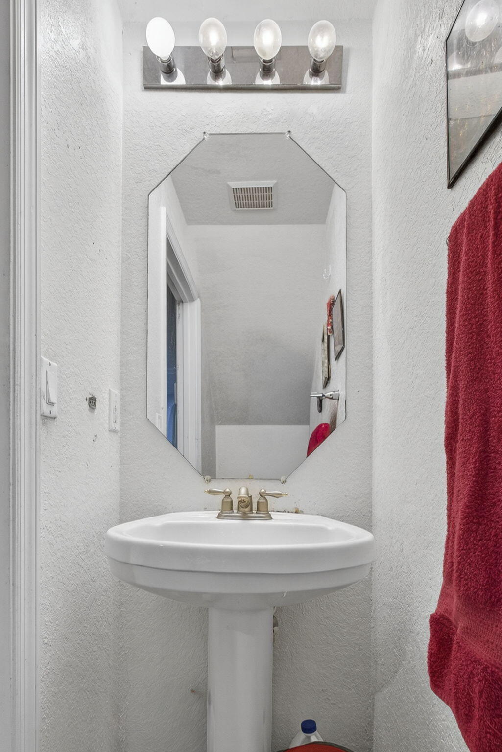 3720 Oleander Terrace Property Photo 13