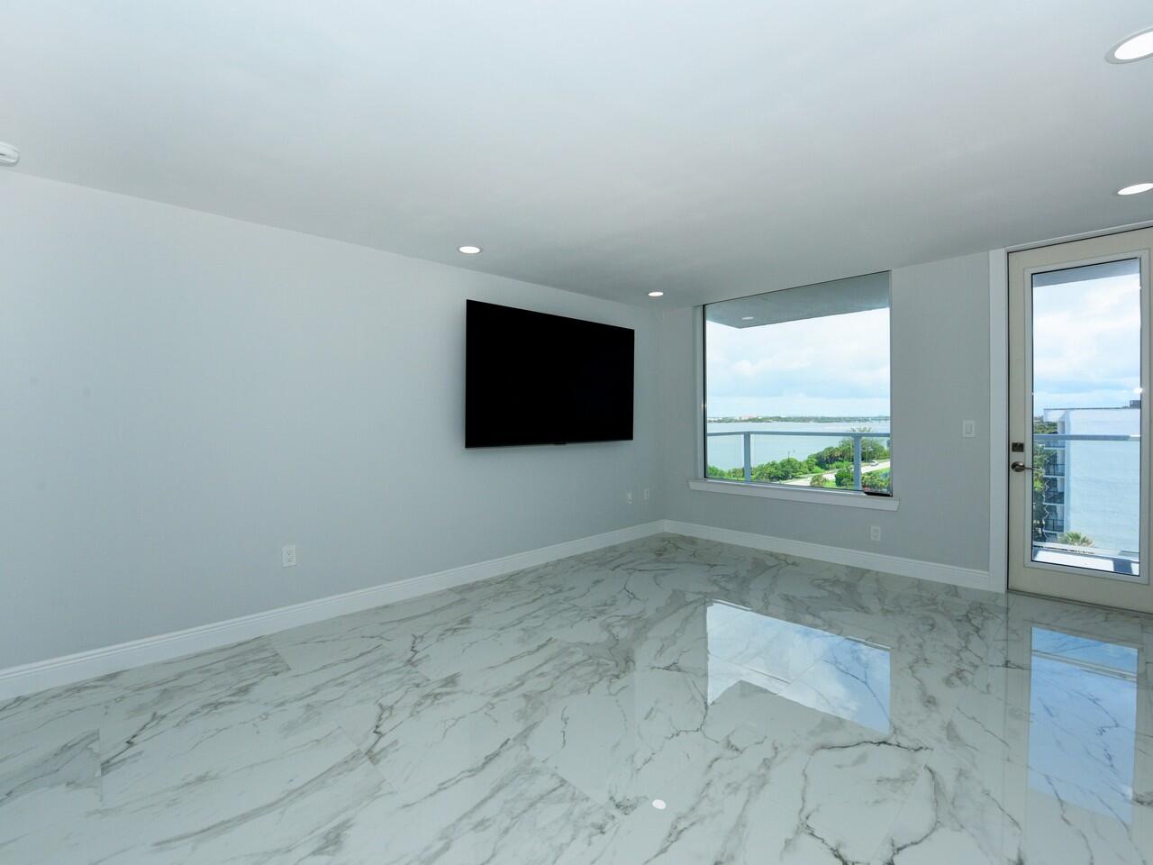 3450 S Ocean Boulevard 726 Property Photo 8