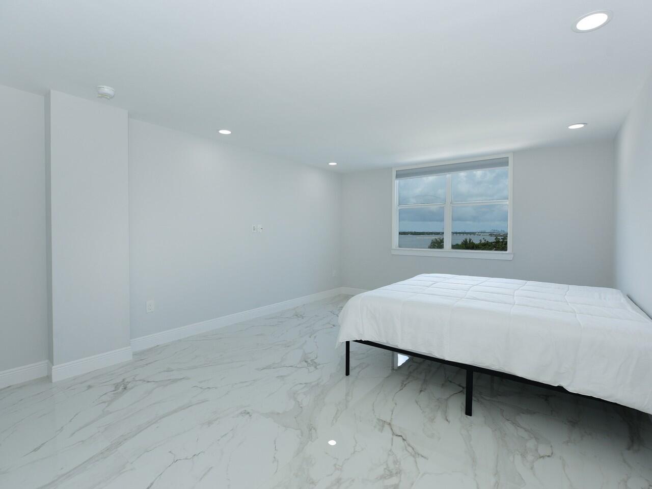 3450 S Ocean Boulevard 726 Property Photo 20