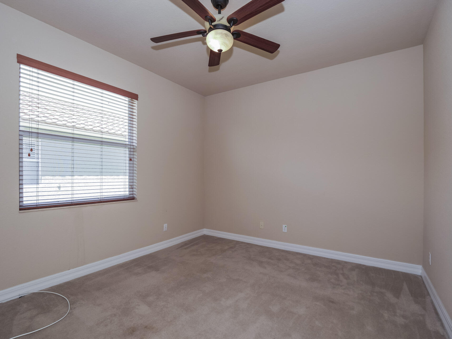 5561 57th Way Property Photo 16