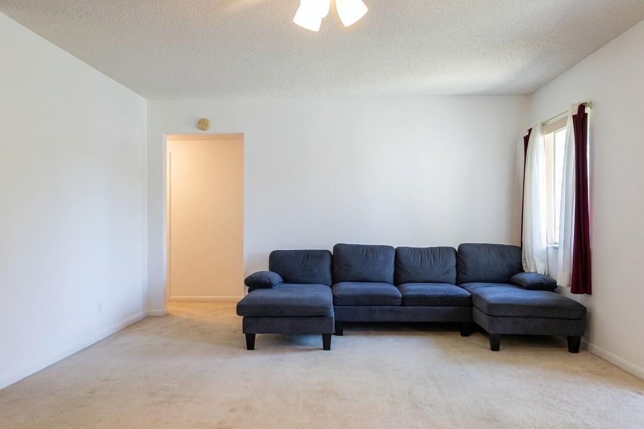 327 Pine Ridge Circle B-2 Property Photo 5