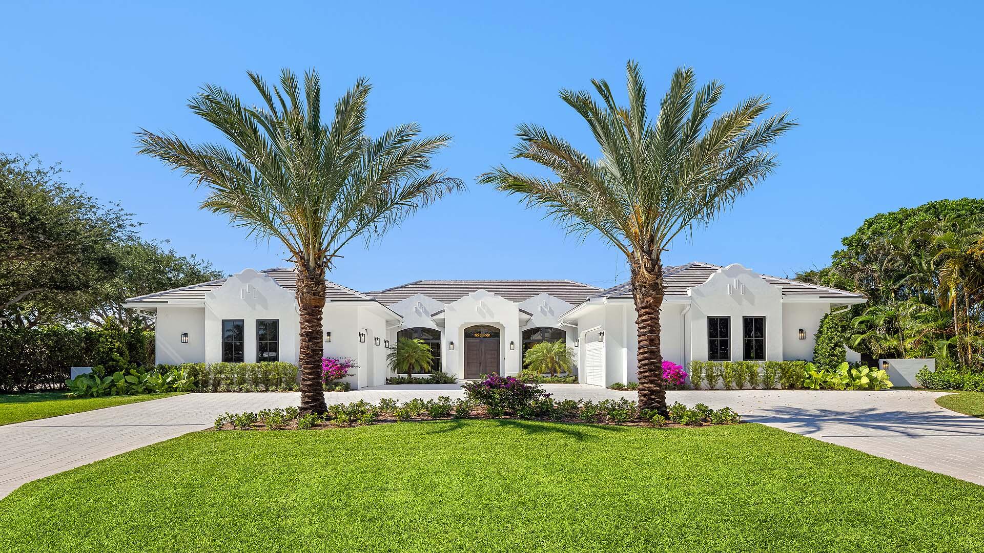 2775 Ave Au Soleil Property Photo 1