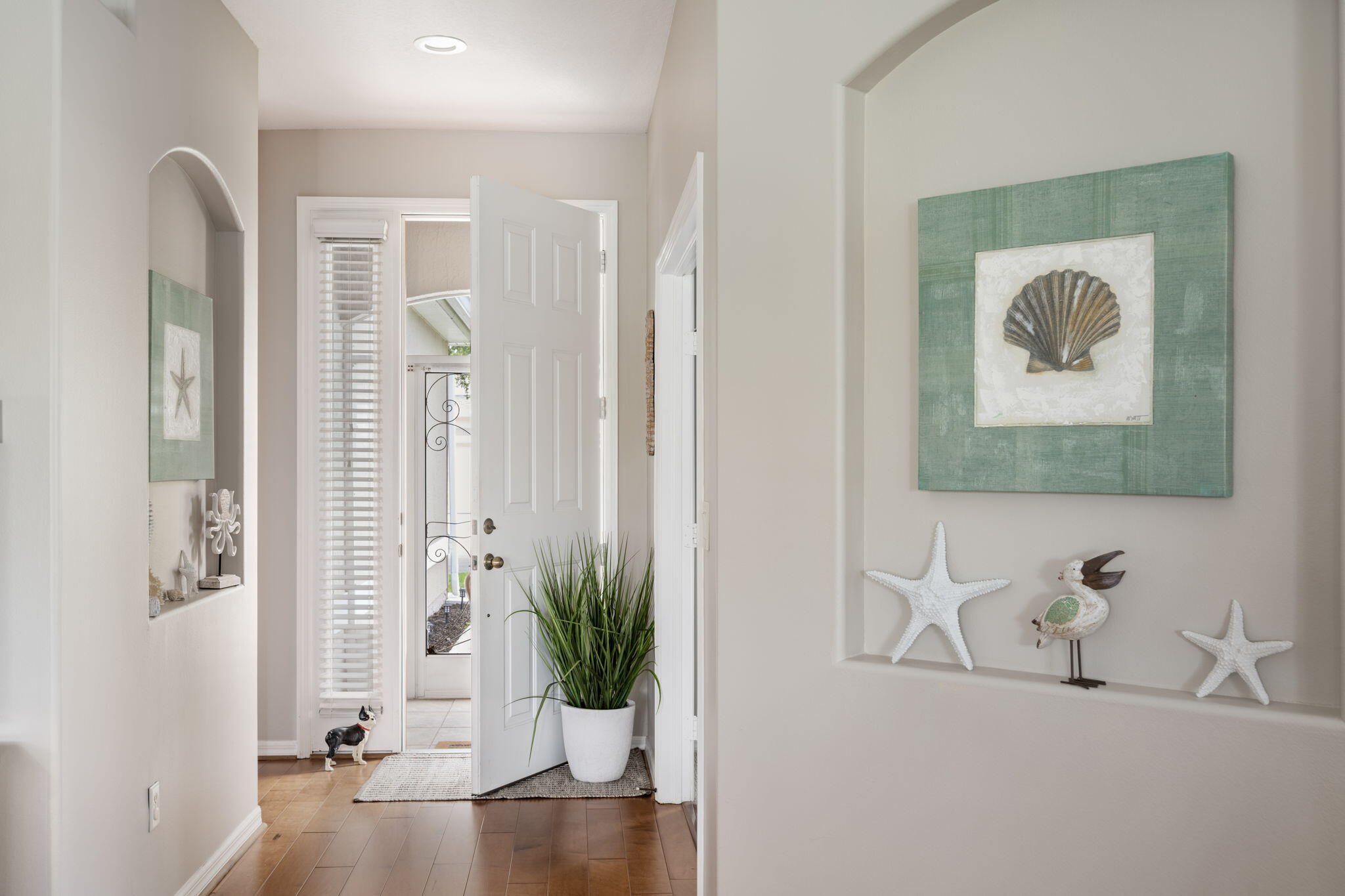 1336 Shoreline Circle Property Photo 1