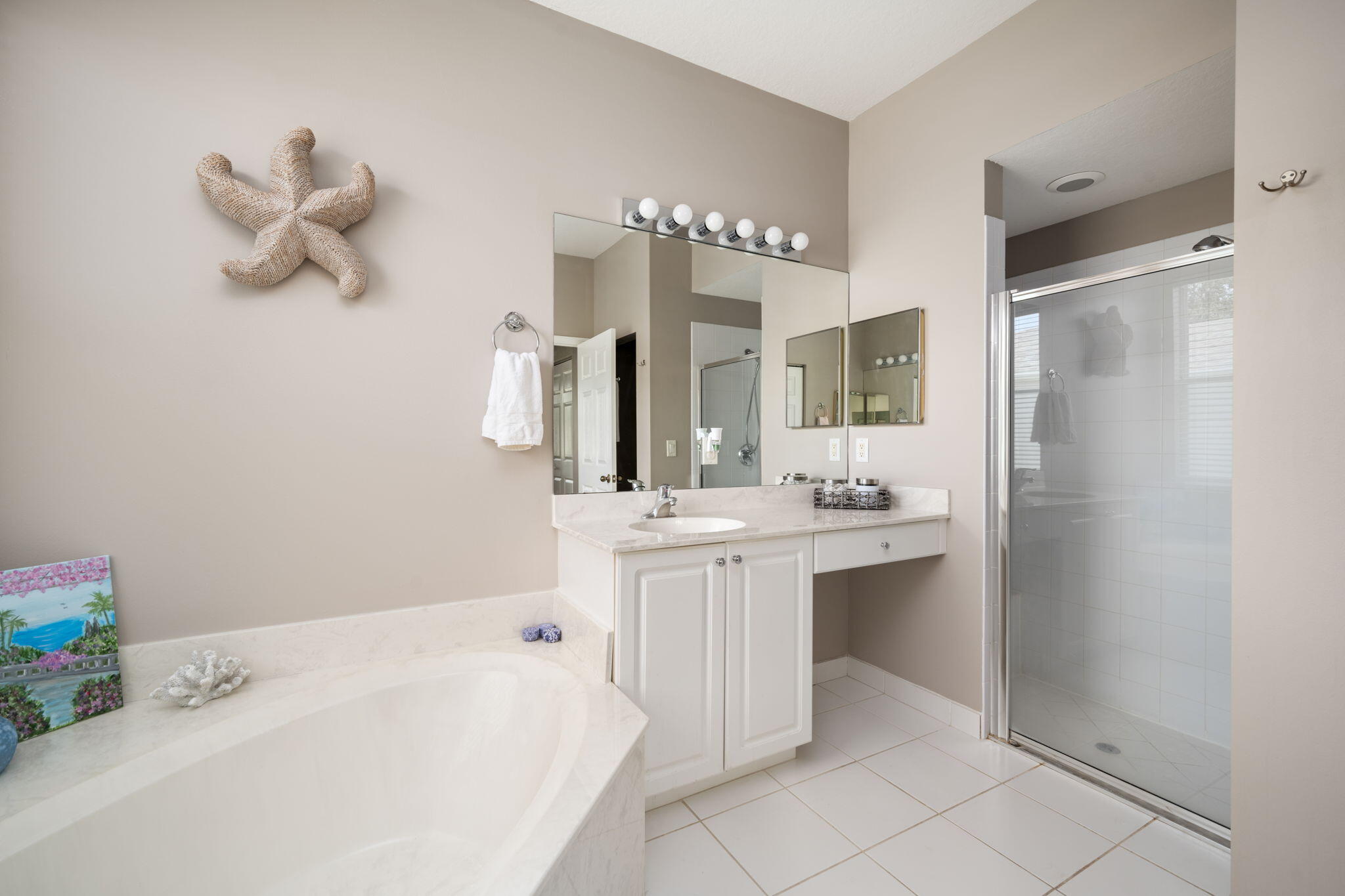 1336 Shoreline Circle Property Photo 15