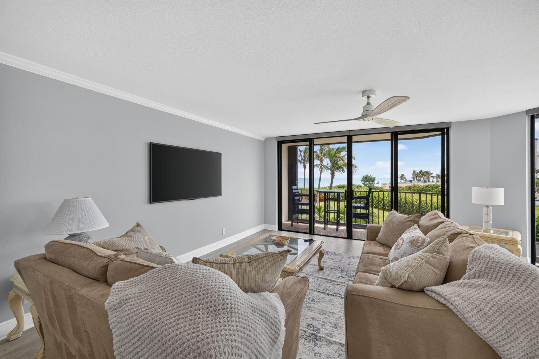 9650 S Ocean Drive 210 Property Photo 7