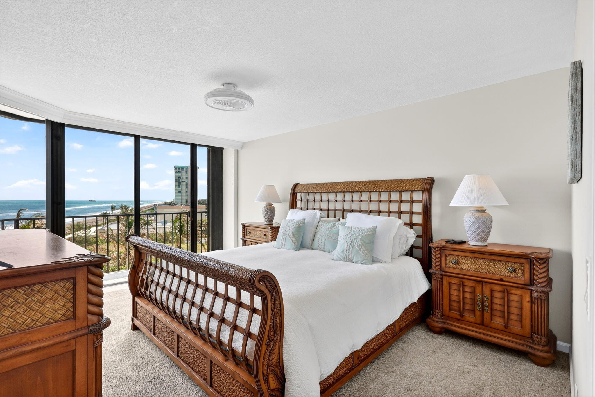 9650 S Ocean Drive 507 Property Photo 19