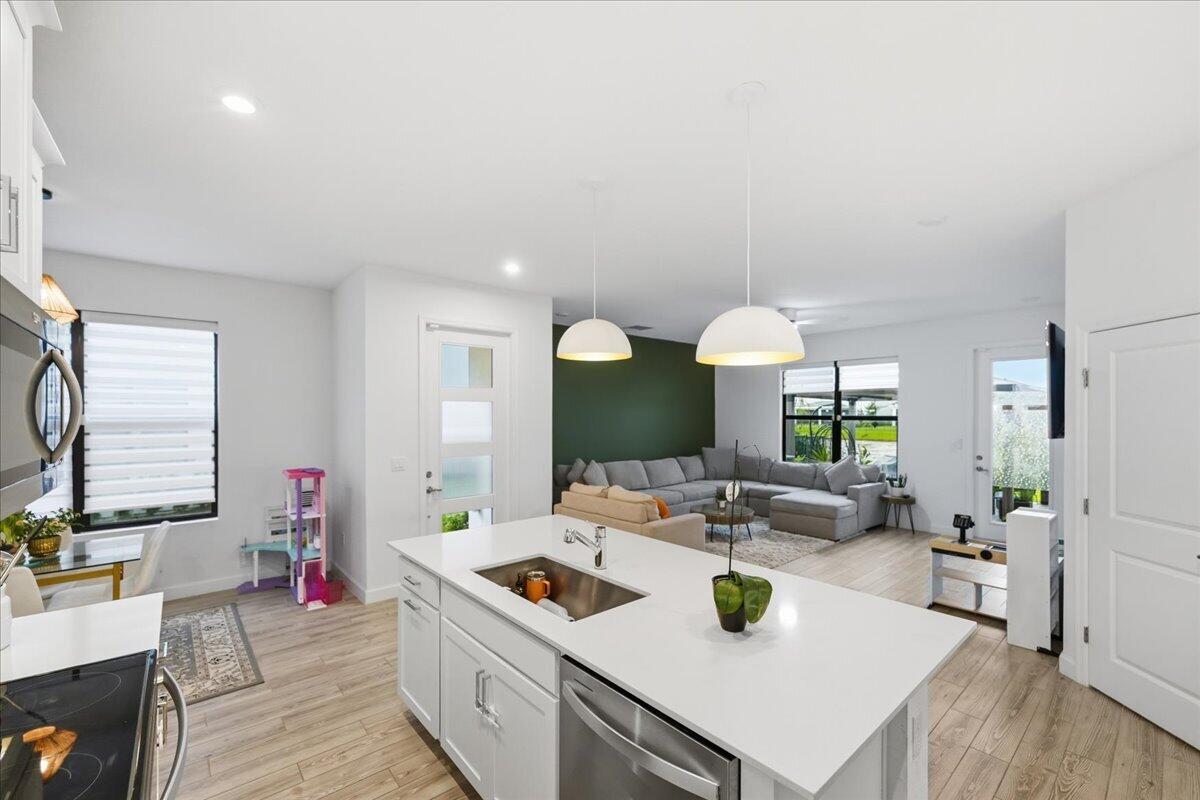 14155 Sw Thorens Drive Property Photo 10