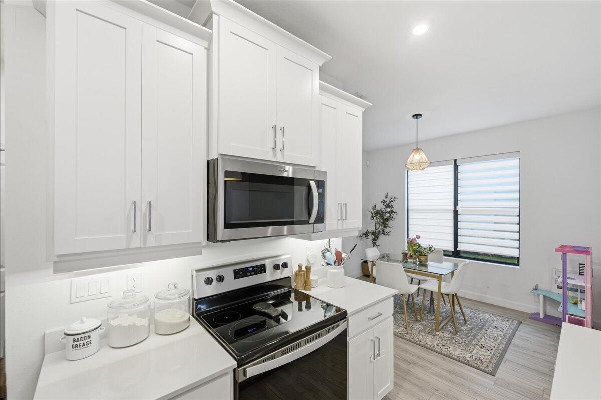 14155 Sw Thorens Drive Property Photo 12