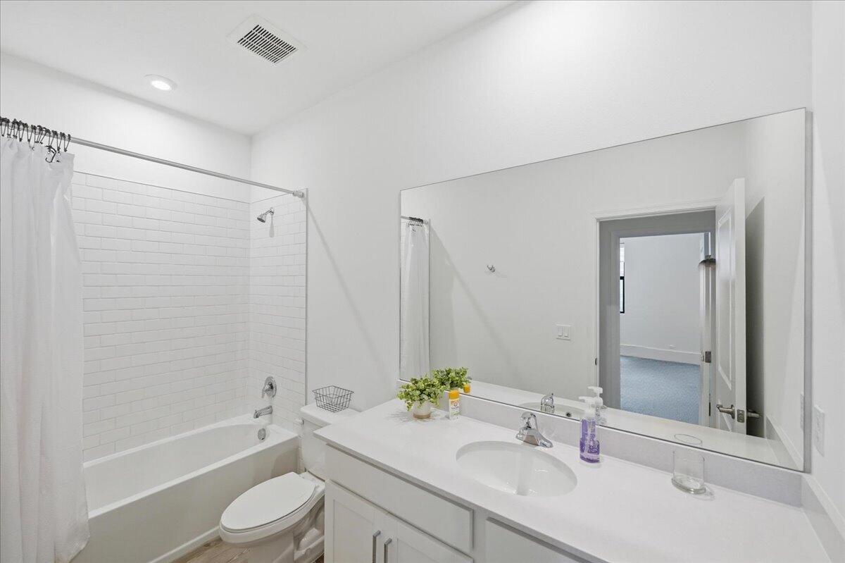 14155 Sw Thorens Drive Property Photo 24