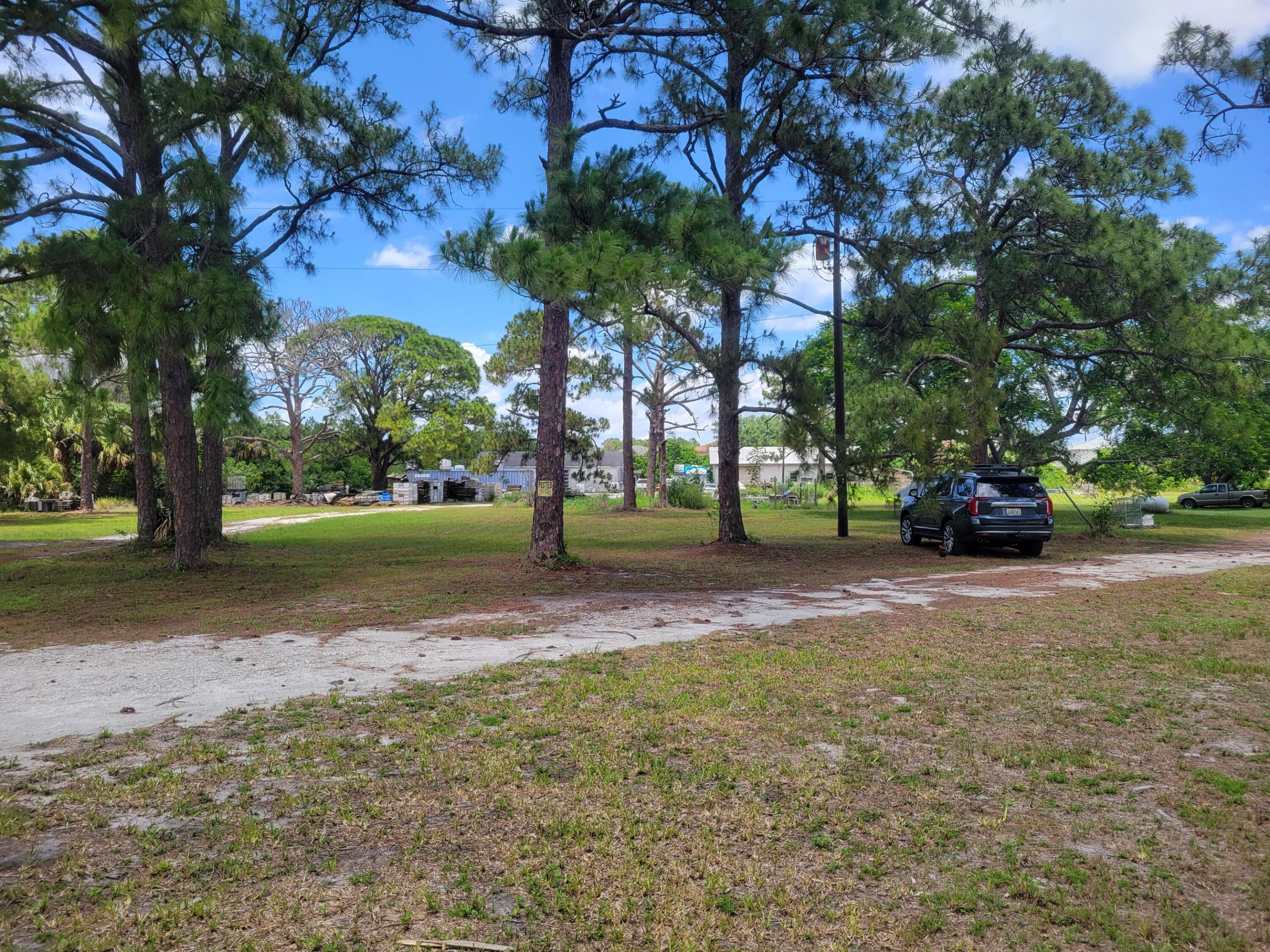 9610 Orange Avenue Property Photo 3