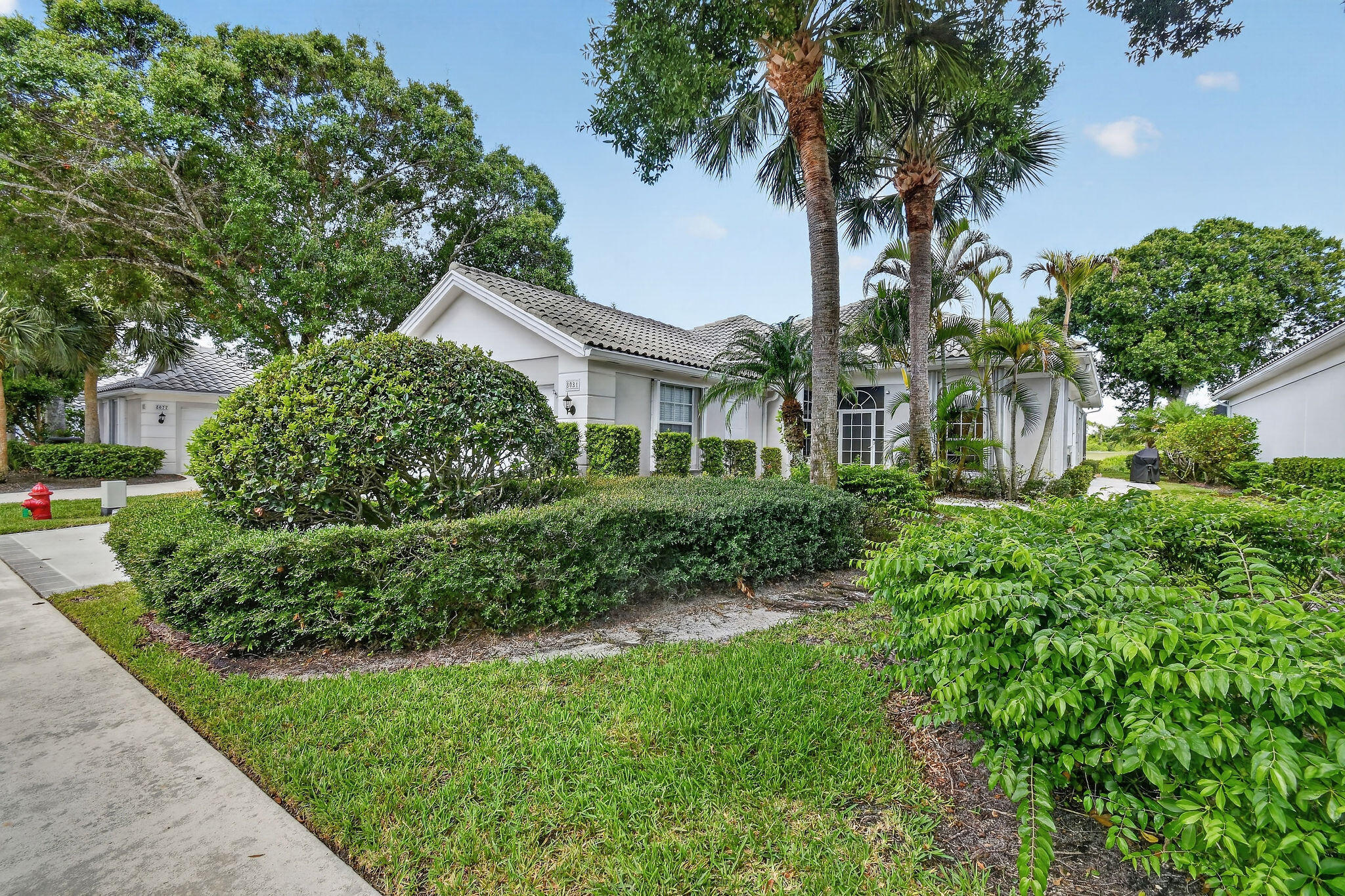 8081 Se Double Tree Drive Property Photo 2