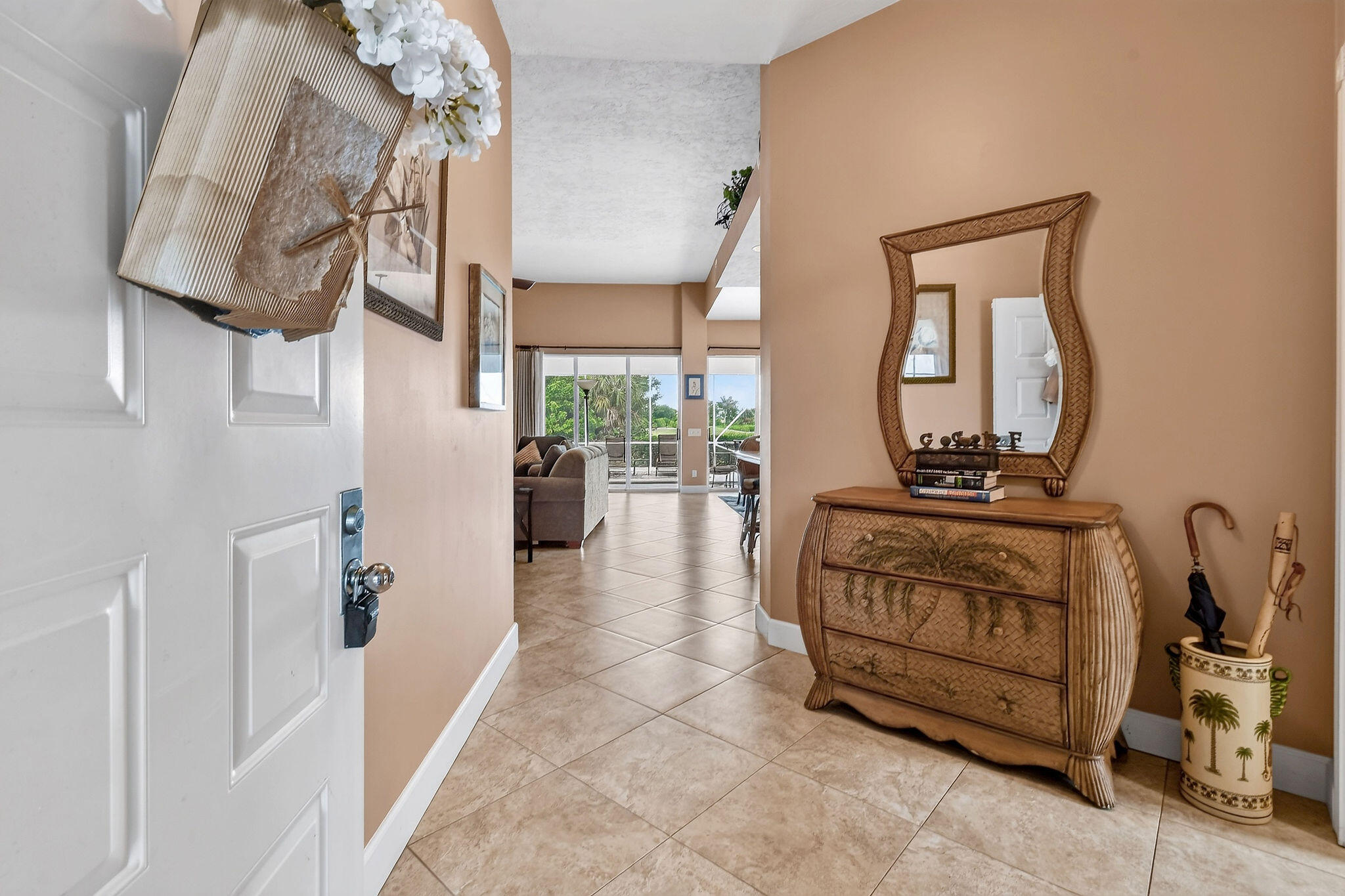 8081 Se Double Tree Drive Property Photo 6