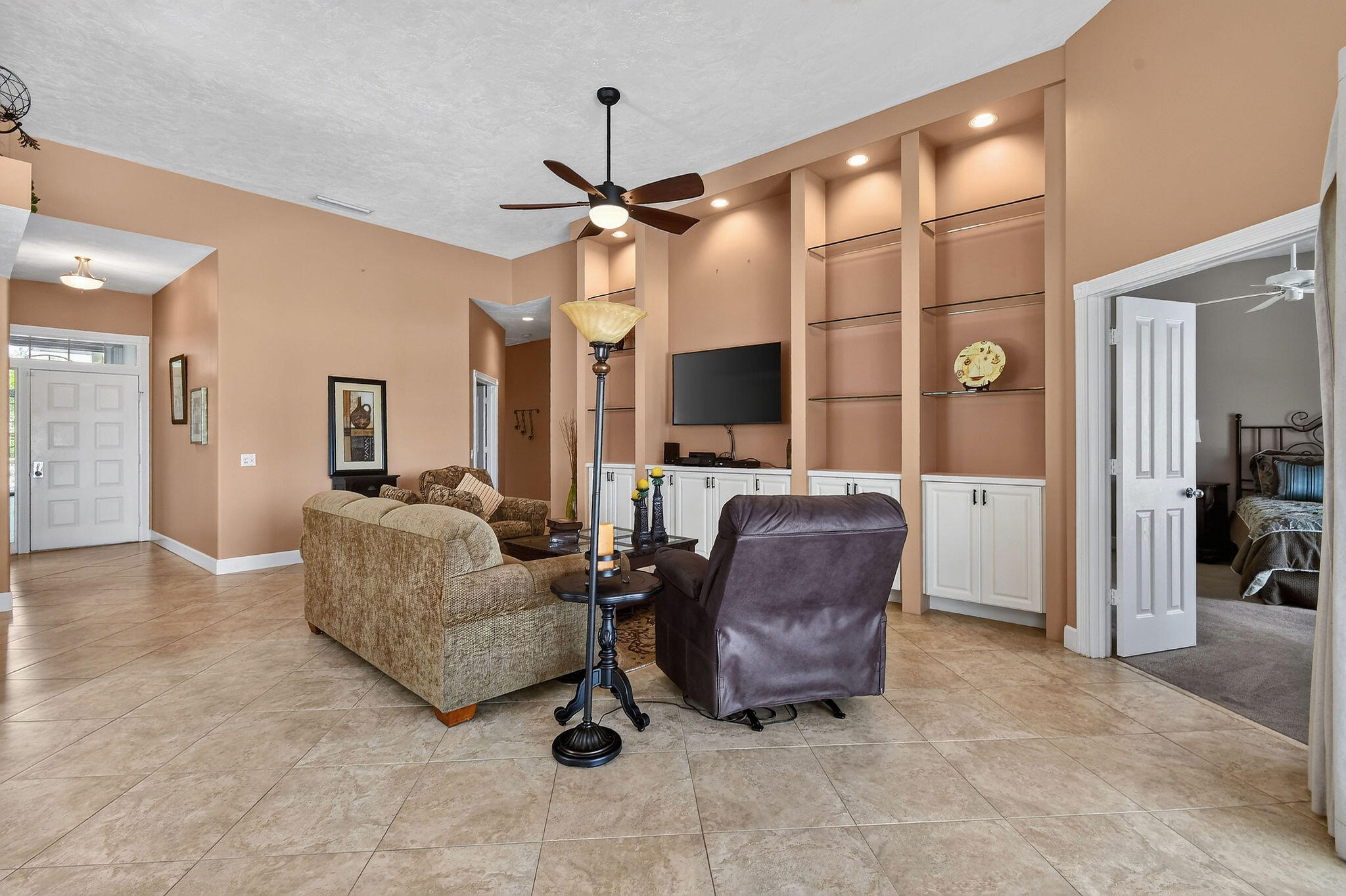 8081 Se Double Tree Drive Property Photo 11
