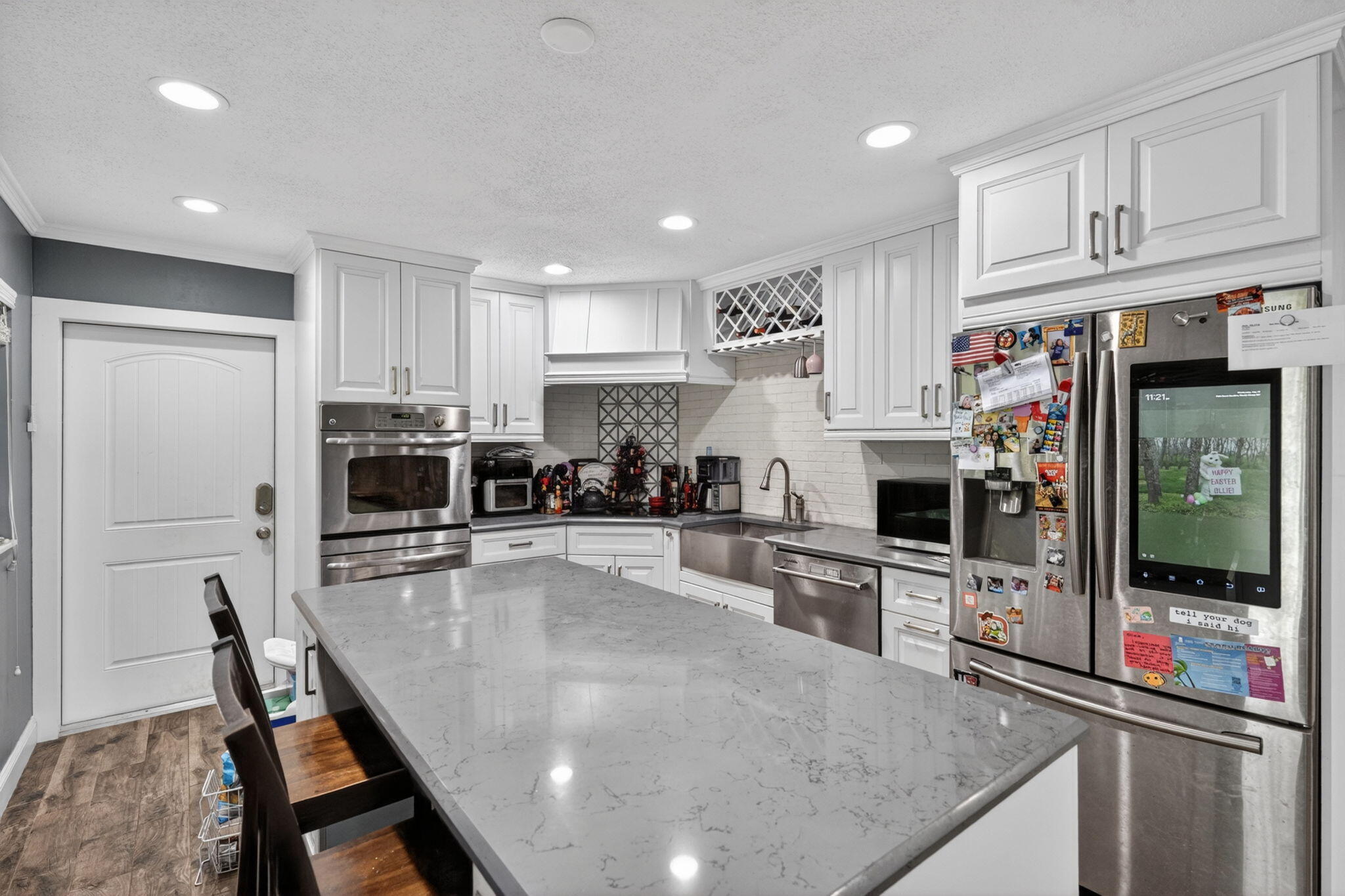8669 Nashua Drive Property Photo 2