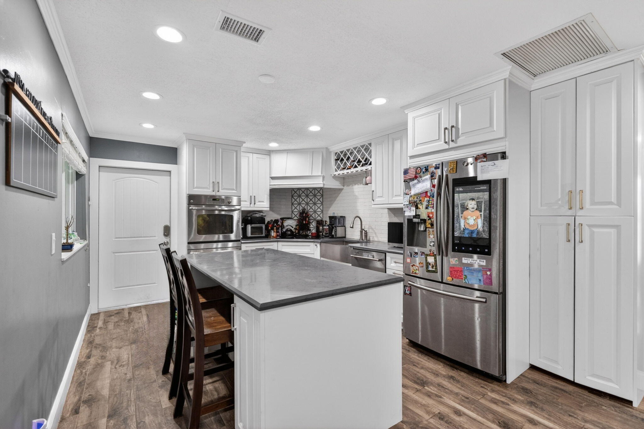 8669 Nashua Drive Property Photo 3