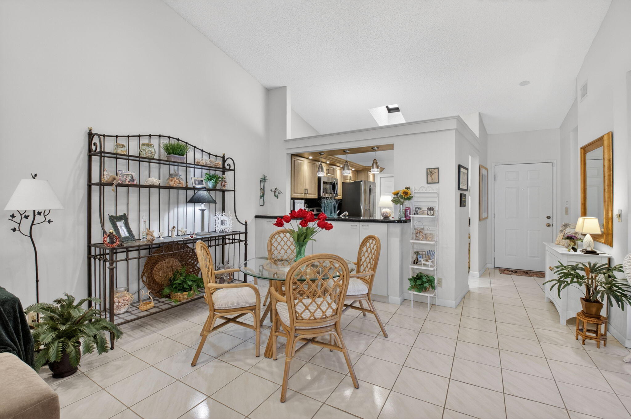 10039 Andrea Lane A Property Photo 8
