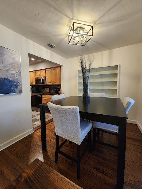 1207 Ne 12th Avenue Property Photo 8