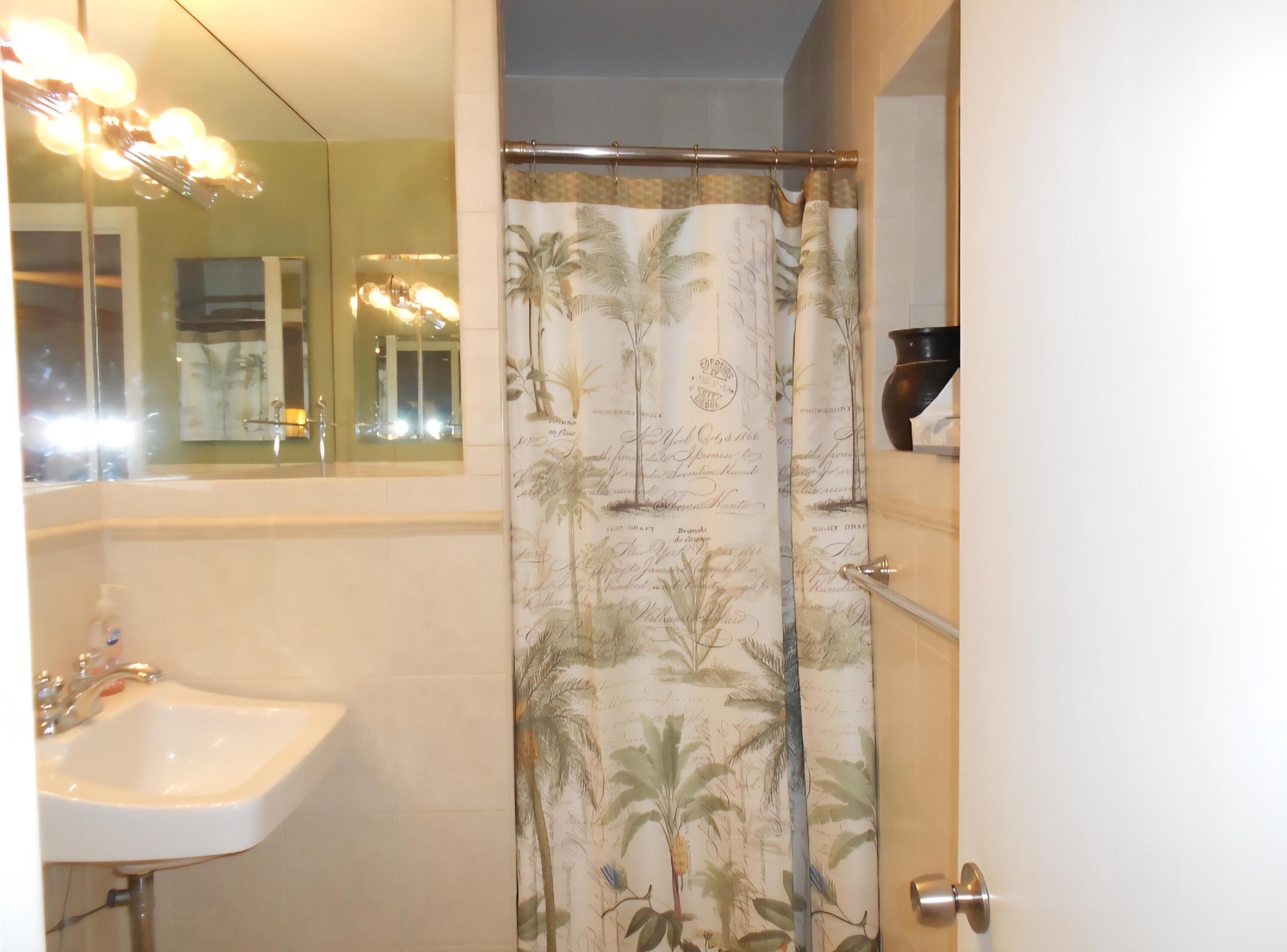 1207 Ne 12th Avenue Property Photo 25