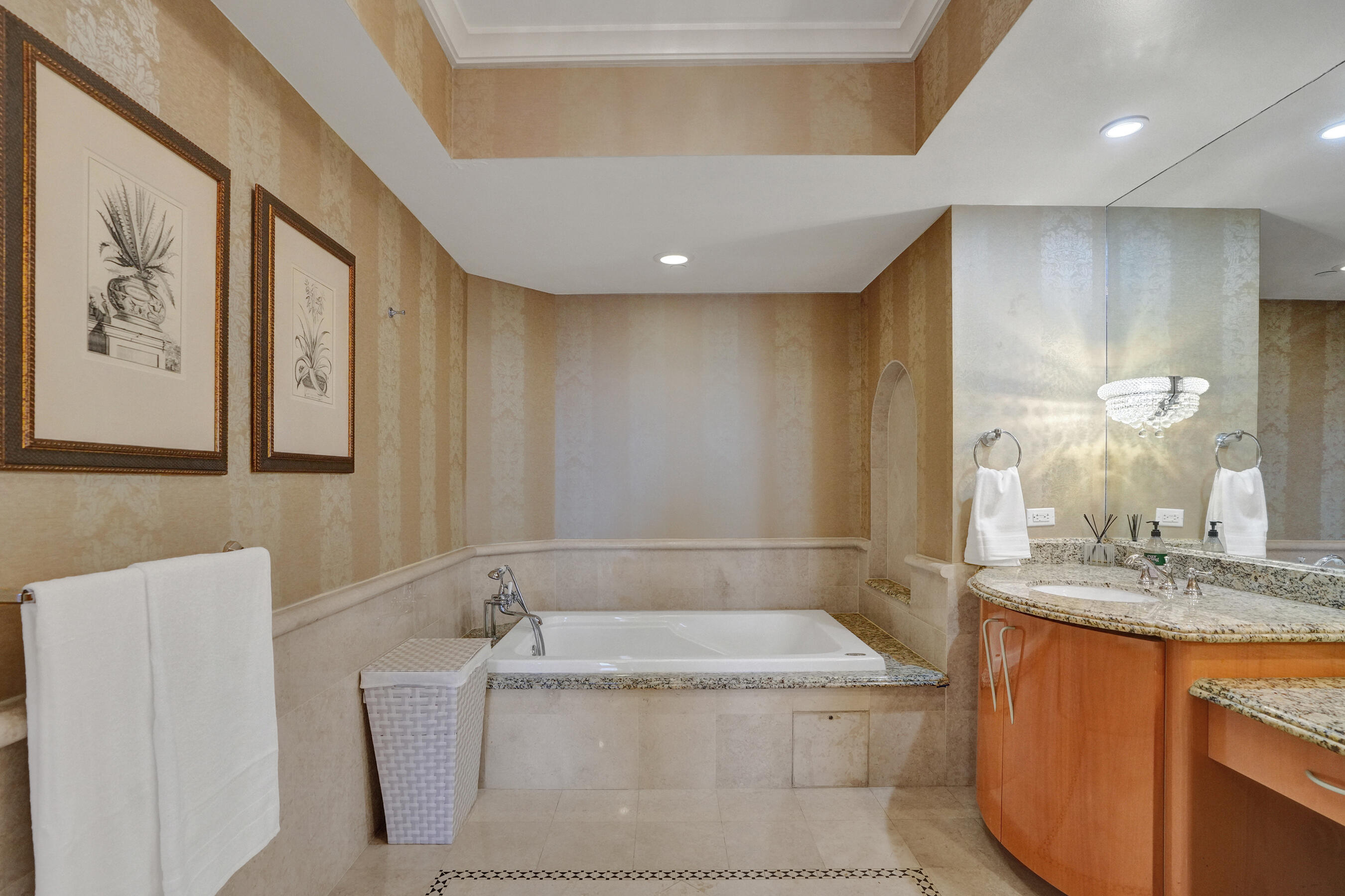 17875 Collins Avenue Apt 3103 Property Photo 32