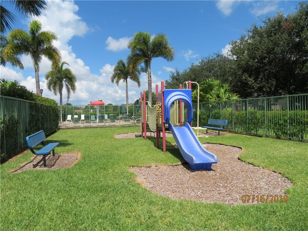 6633 Old Farm Trail Property Photo 25