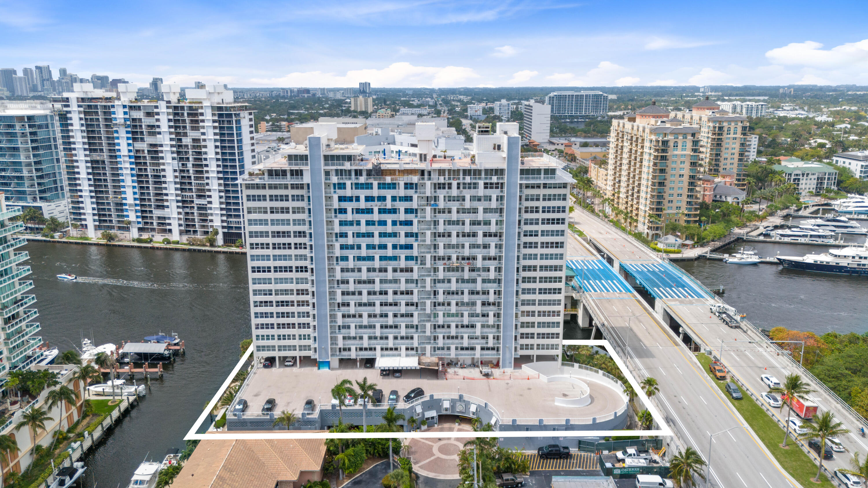 2800 E Sunrise Boulevard 19d Property Photo 4