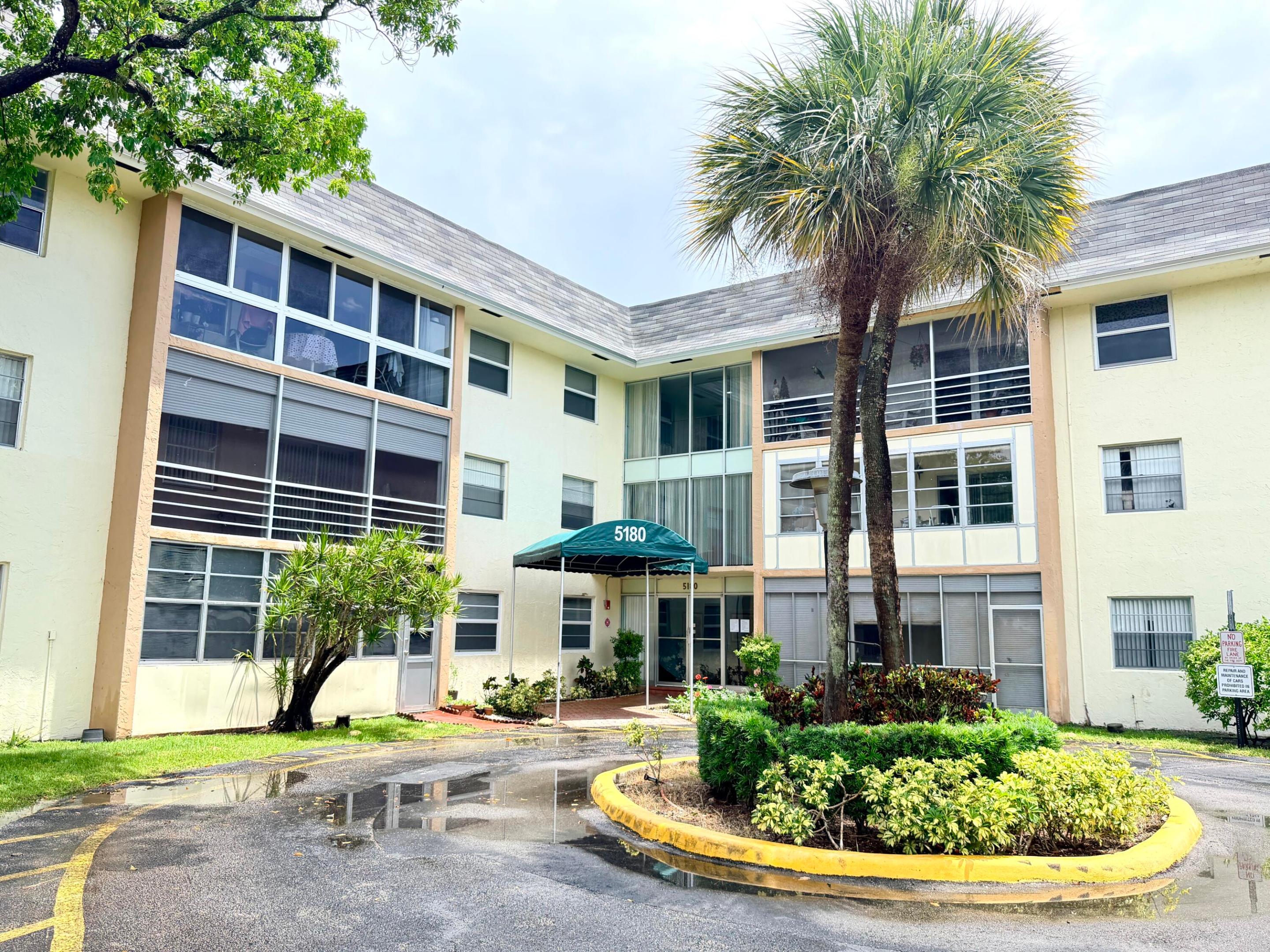 5180 E Sabal Palm Boulevard 228 Property Photo 1