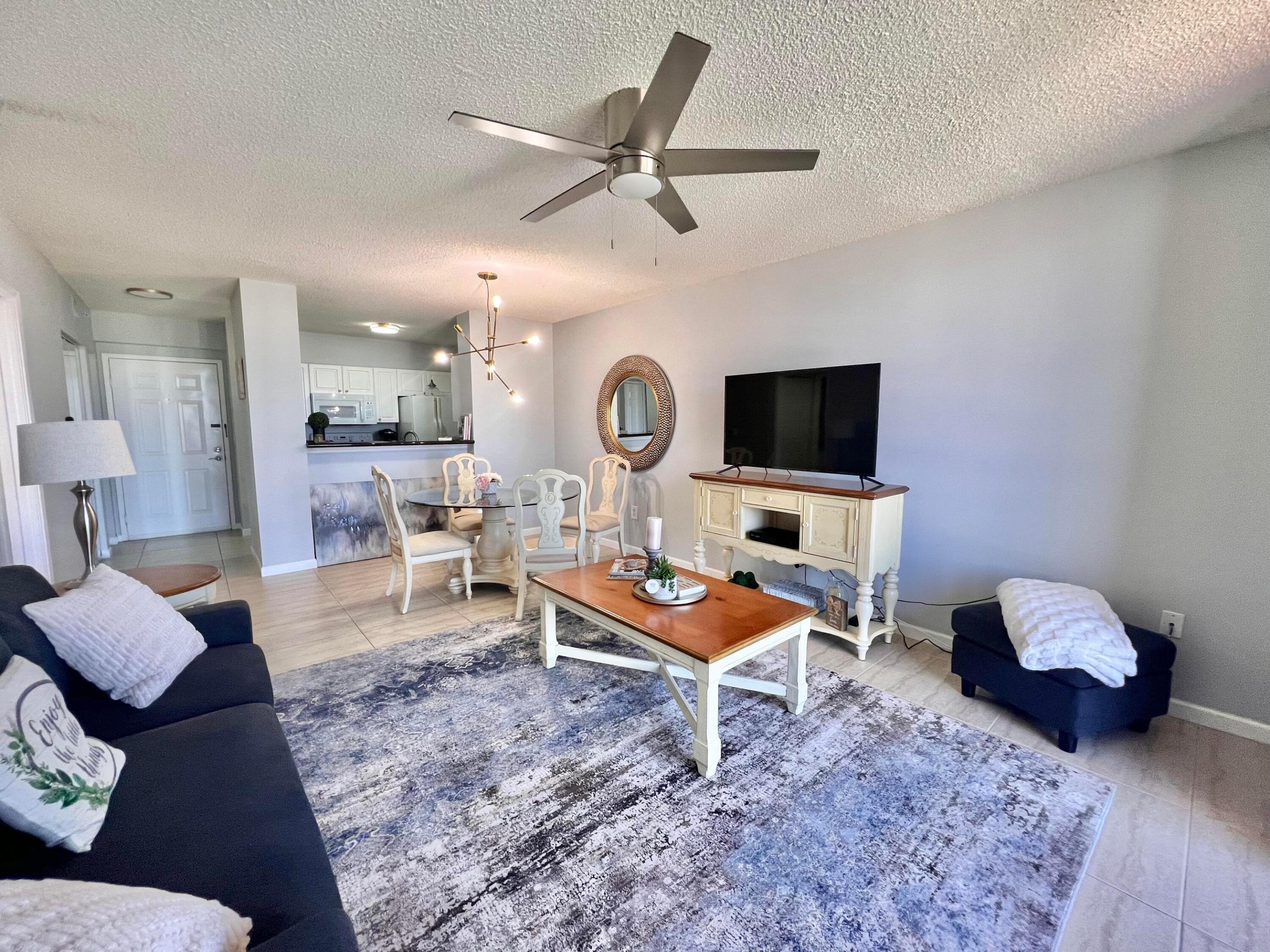 651 Okeechobee Boulevard 706 Property Photo 14