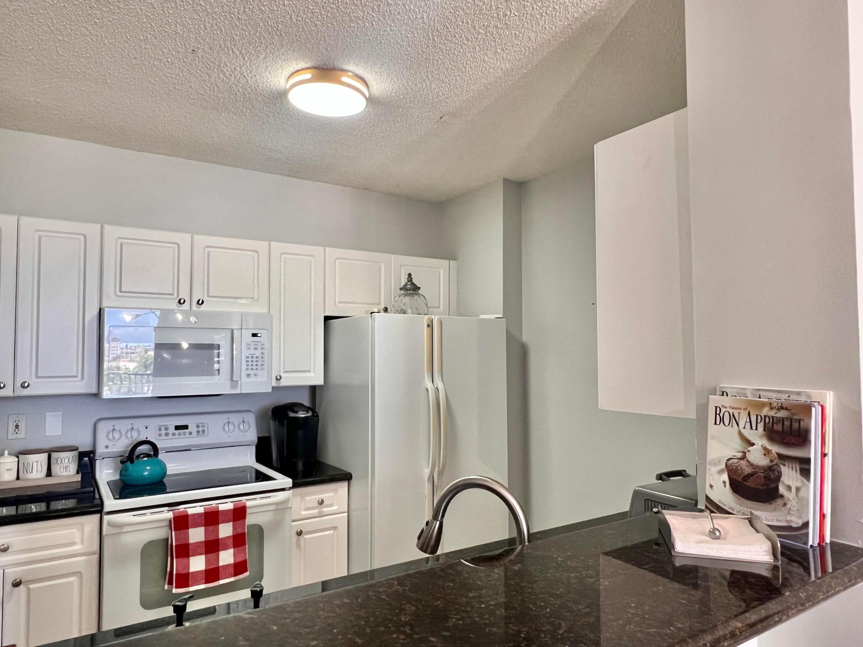 651 Okeechobee Boulevard 706 Property Photo 19