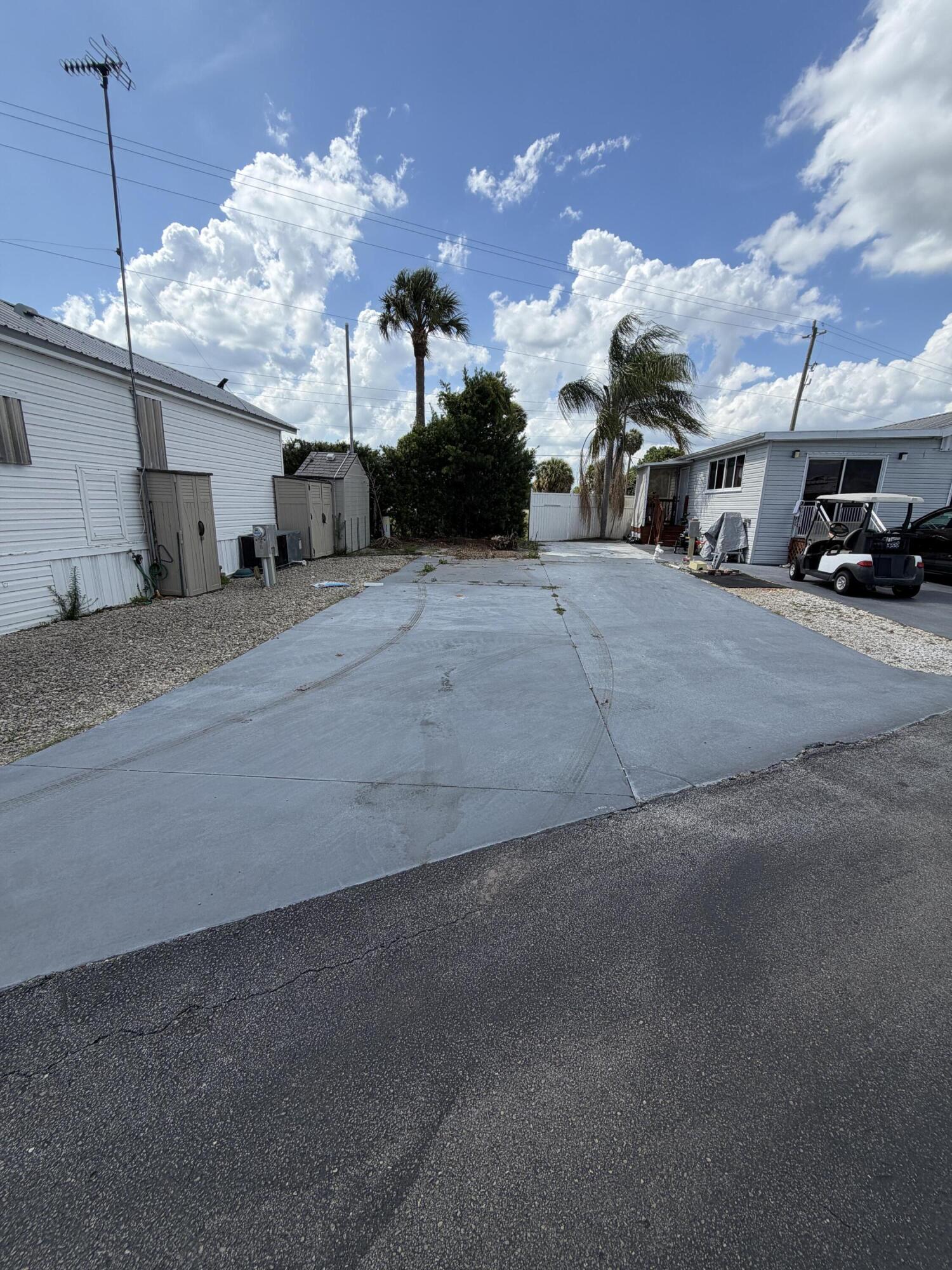 7950 Fl-78 Property Photo 1