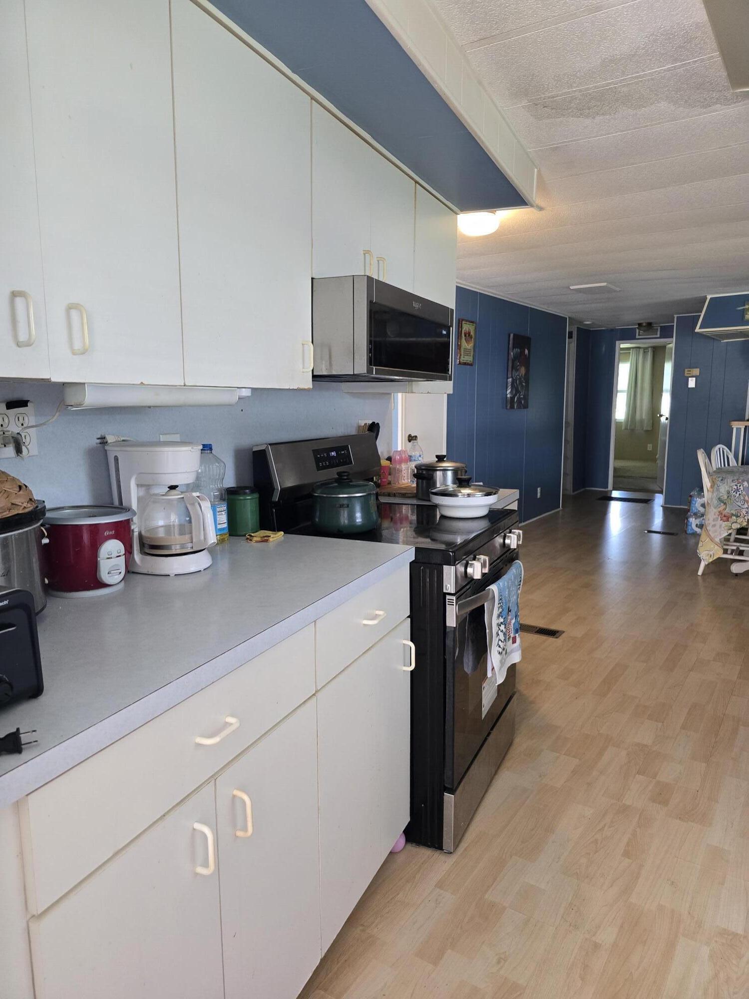 7 Madrid Lane Property Photo 8