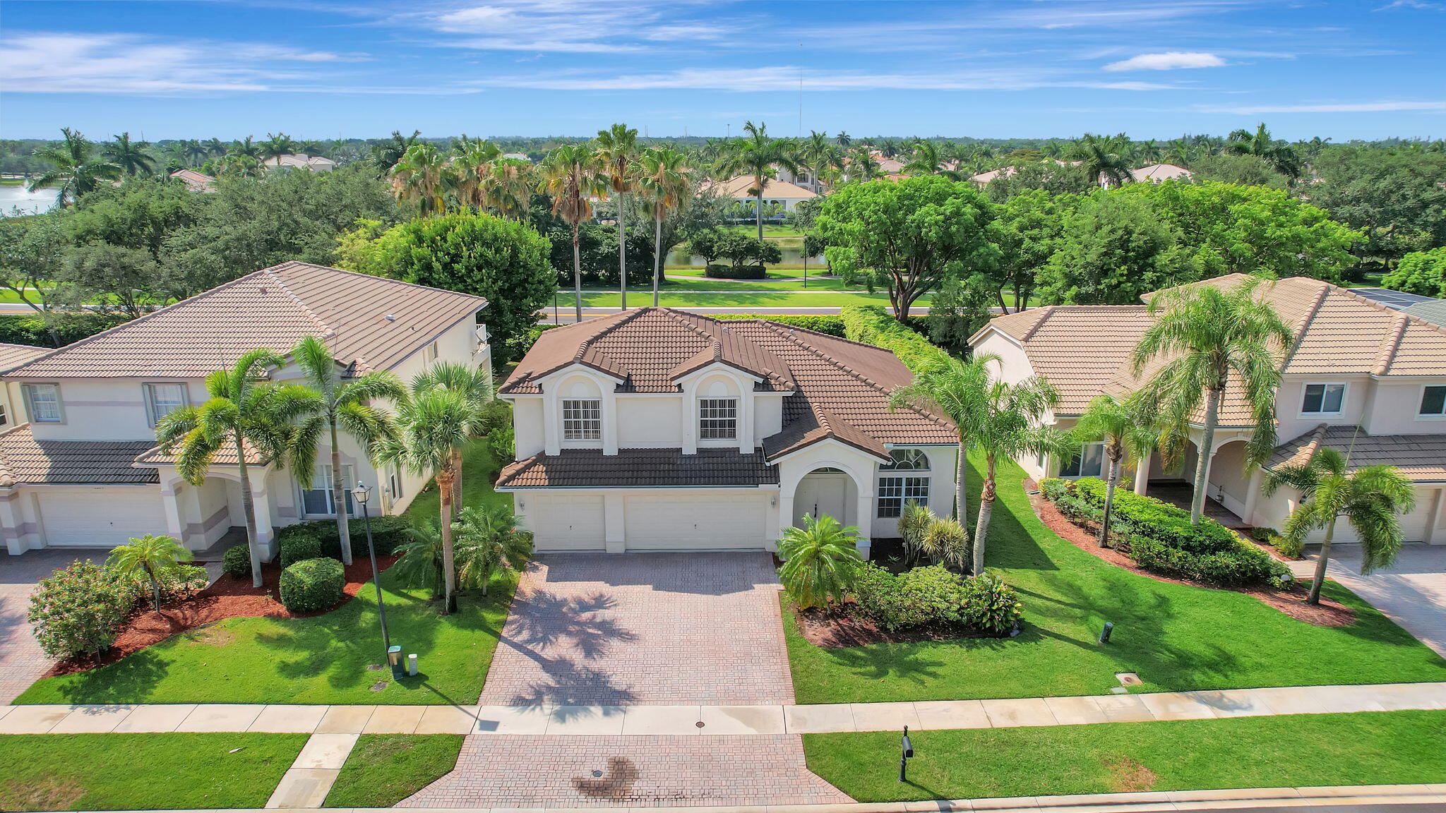 4190 Bahia Isle Circle Property Photo 1